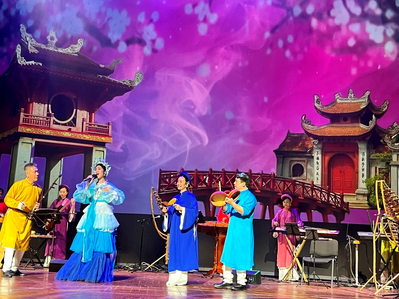 រាត្រីសិល្បៈនៃមិត្តភាព និងមោទនភាព - រូបថតទី ៤