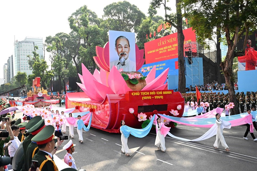 ২.৯ ছুটির দিন: গ্রীষ্মের শেষের দিকের বাউন্স - ছবি ৩