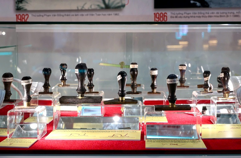 Lebih daripada 90 meterai menceritakan kisah 80 tahun membina dan membangunkan negara - foto 4