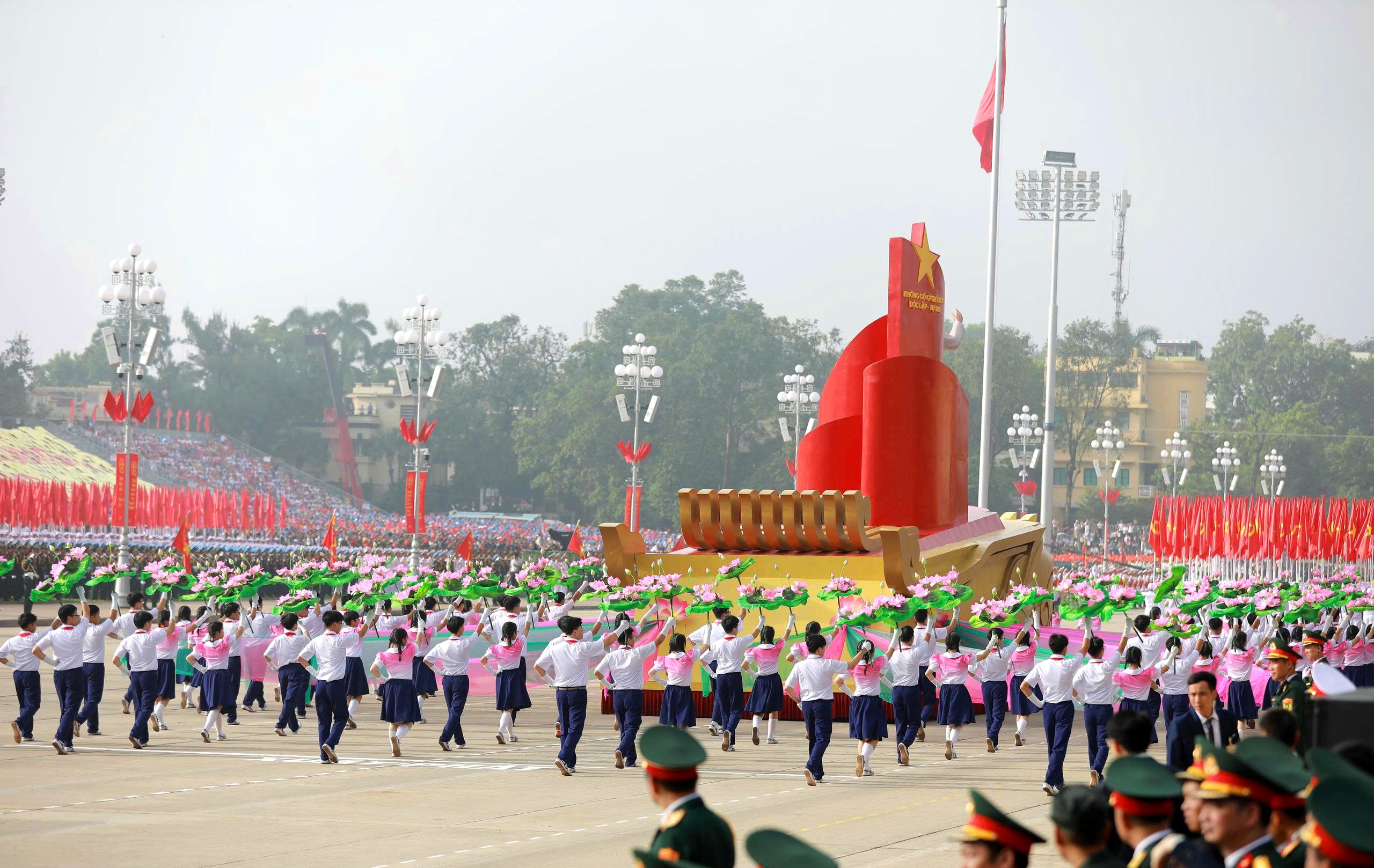 Những biểu tượng của niềm tin và khát vọng tương lai - ảnh 5