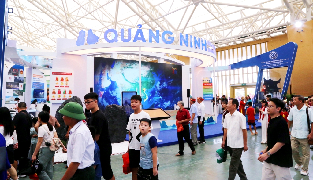 Quang Ninh - 80 jaar glorieuze reis met het land - foto 6