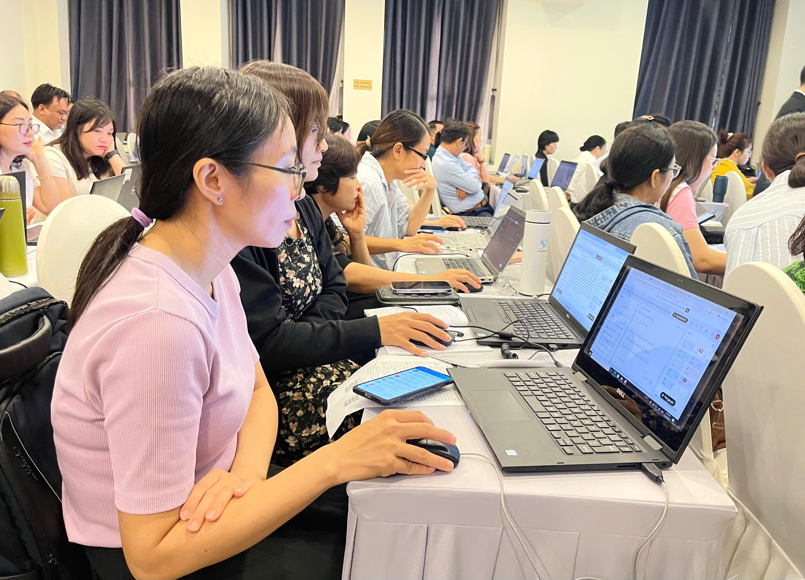 Nâng cao năng lực ứng dụng AI cho đội ngũ công chức, viên chức ngành VHTTDL - ảnh 3