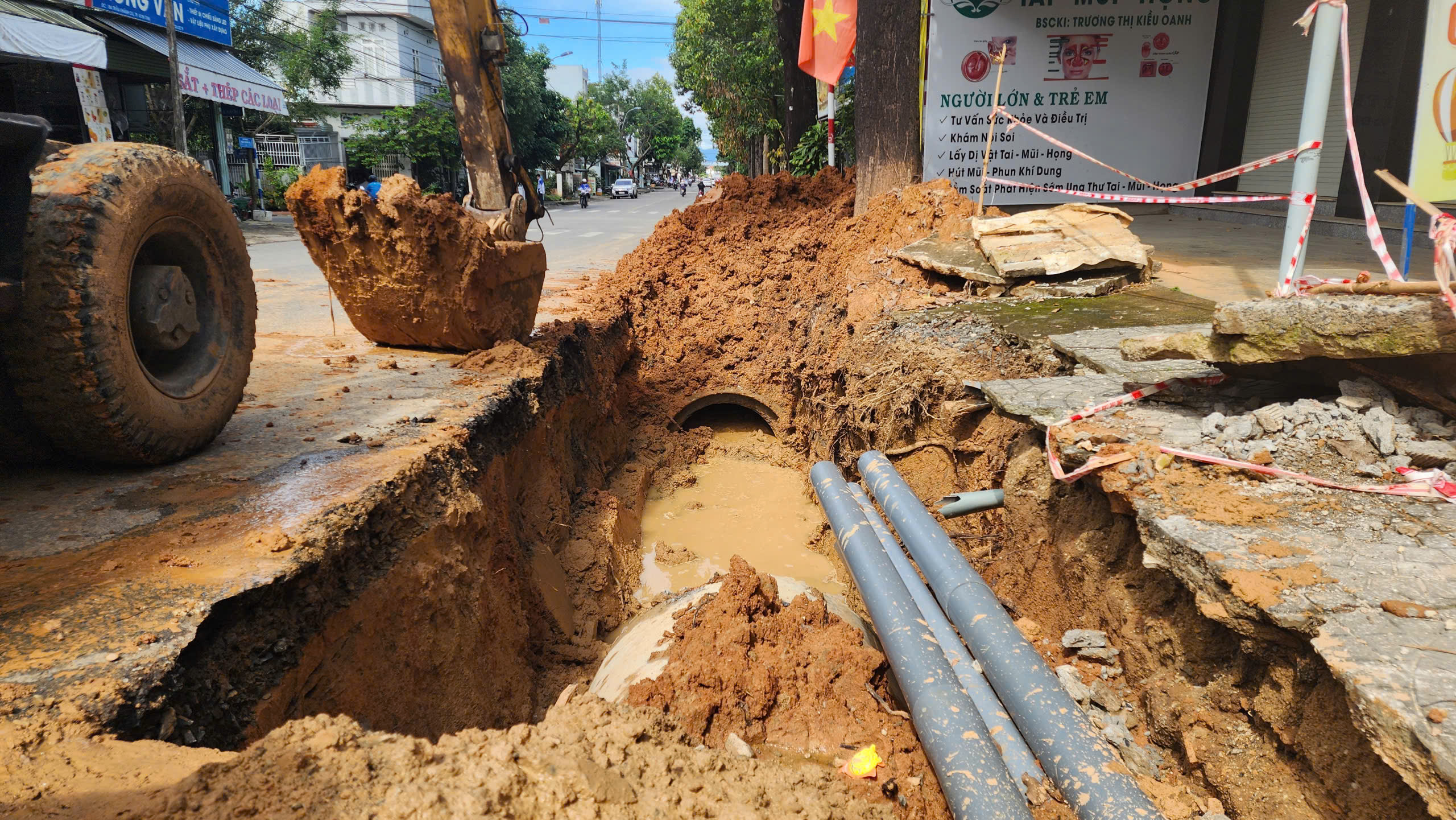Quảng Ngãi: Vị trí cống sai thiết kế được đào lên làm lại sau phản ánh của Báo Văn Hóa  - ảnh 2