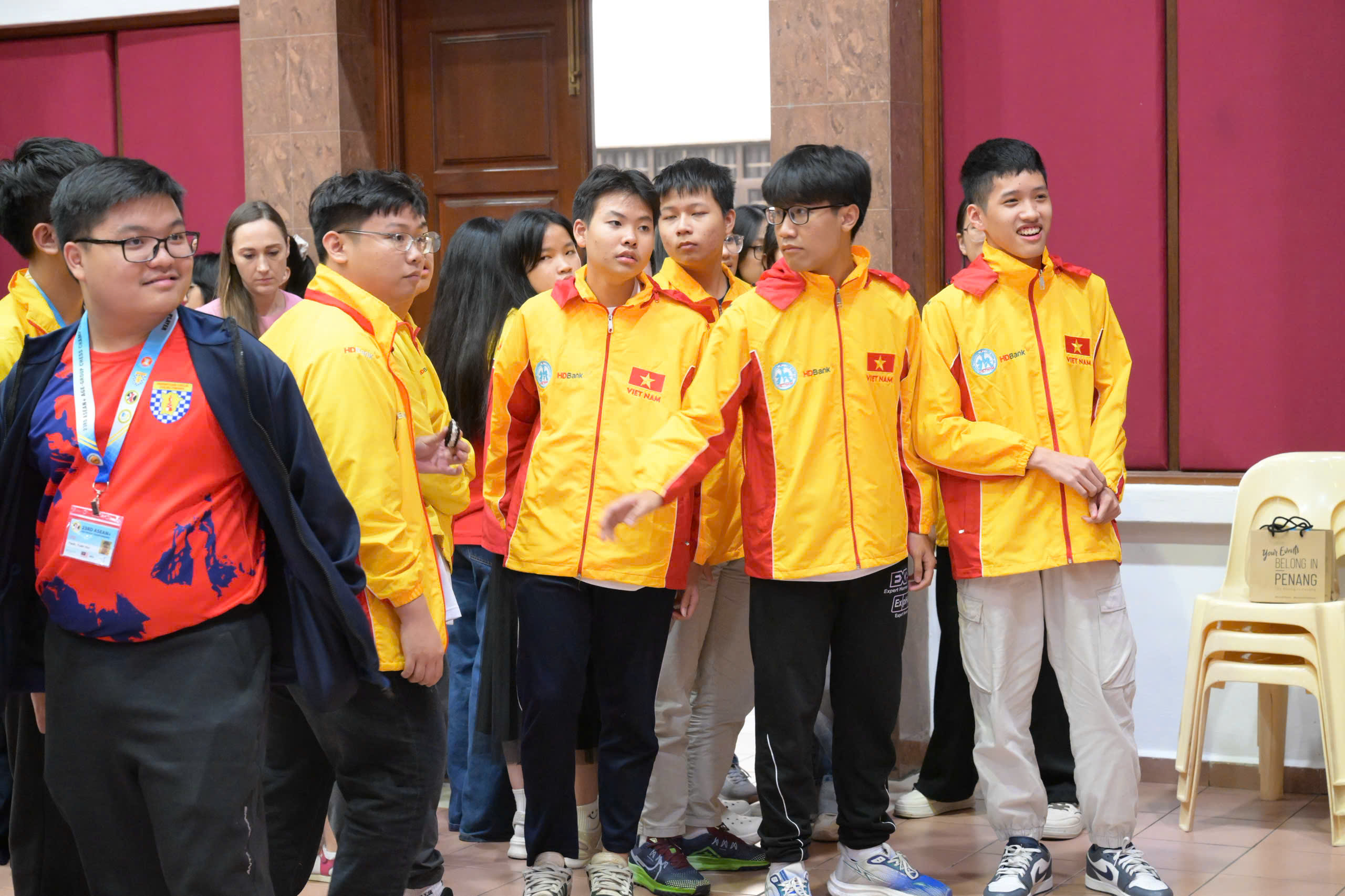 Xadrez vietnamita compete em torneio juvenil do Sudeste Asiático - foto 1