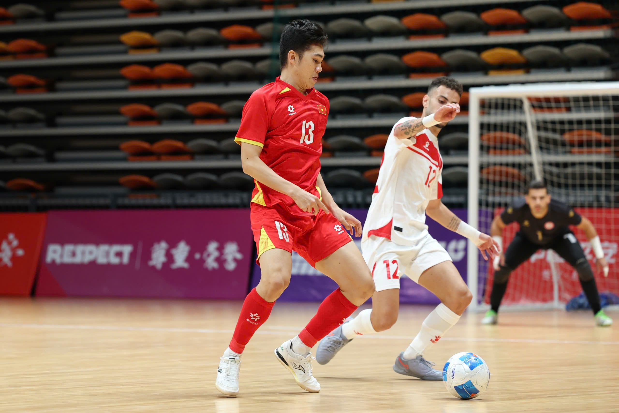 Vietnamský futsalový tým po vítězství ve všech 3 zápasech postupuje do asijského finále 2026 - foto 1