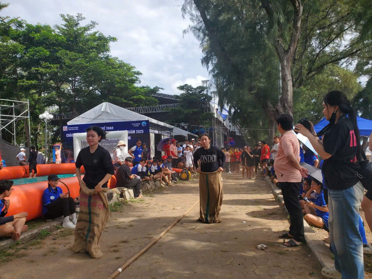 ទីក្រុងហូជីមិញ៖ ពិធីបើកពិធីបុណ្យ Nghinh Ong - Can Gio ឆ្នាំ 2025 - រូបថតទី 5