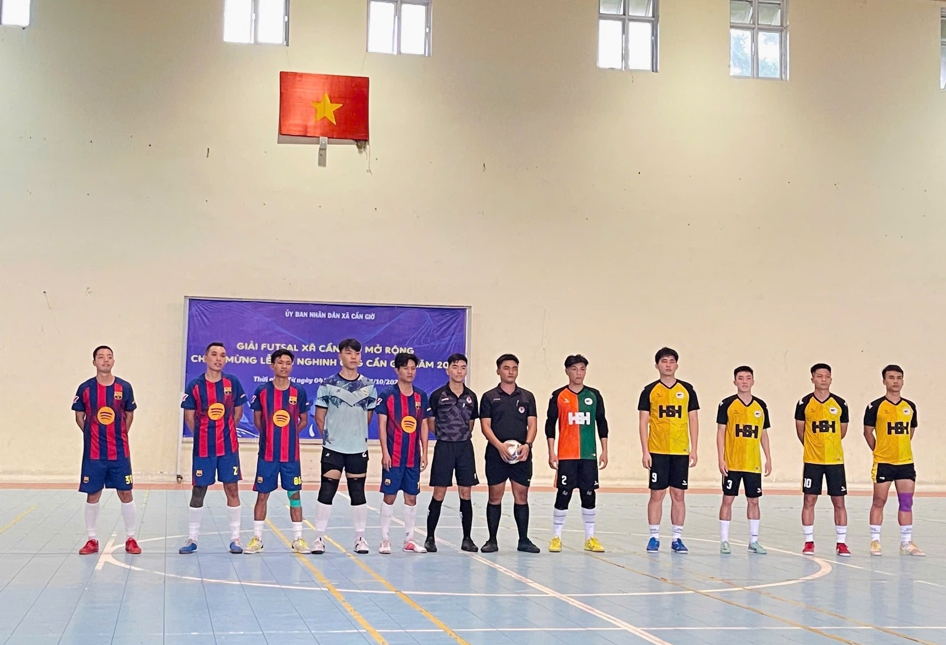 សកម្មភាពកីឡាដ៏គួរឱ្យរំភើបនៅពិធីបុណ្យត្រីបាឡែន - Can Gio 2025 - រូបថត 3