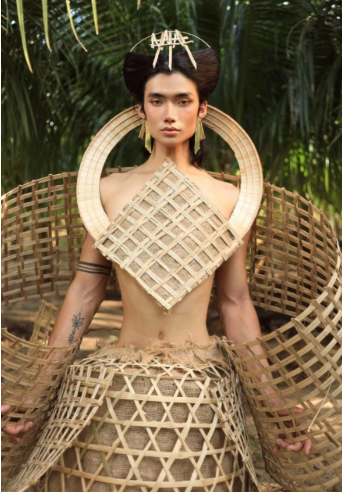 Modelo vietnamita causa furor en internet con el estilo de su abuela - foto 1