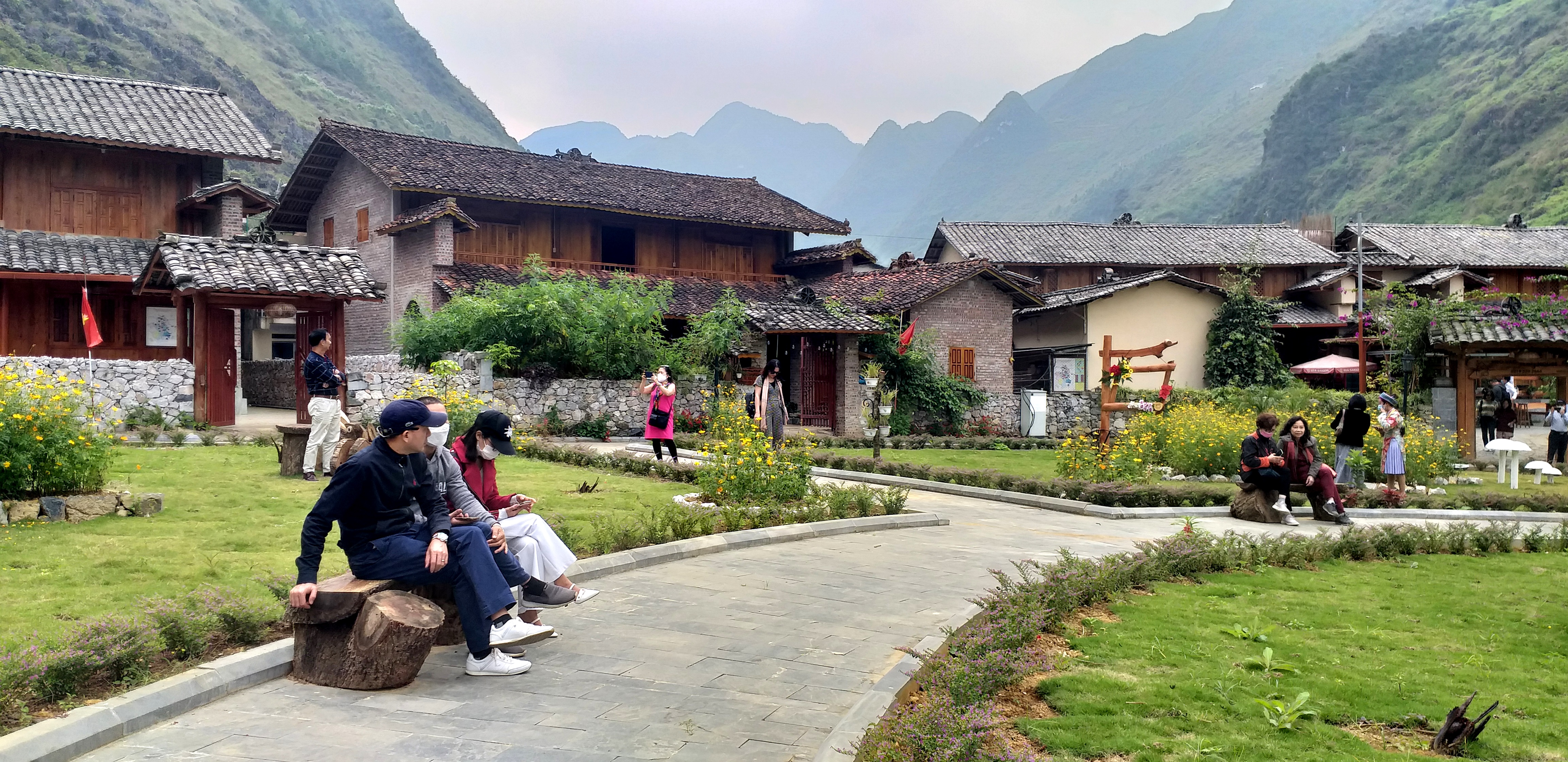 Tuyen Quang pokládá základy nového kulturního prostředí - foto 2