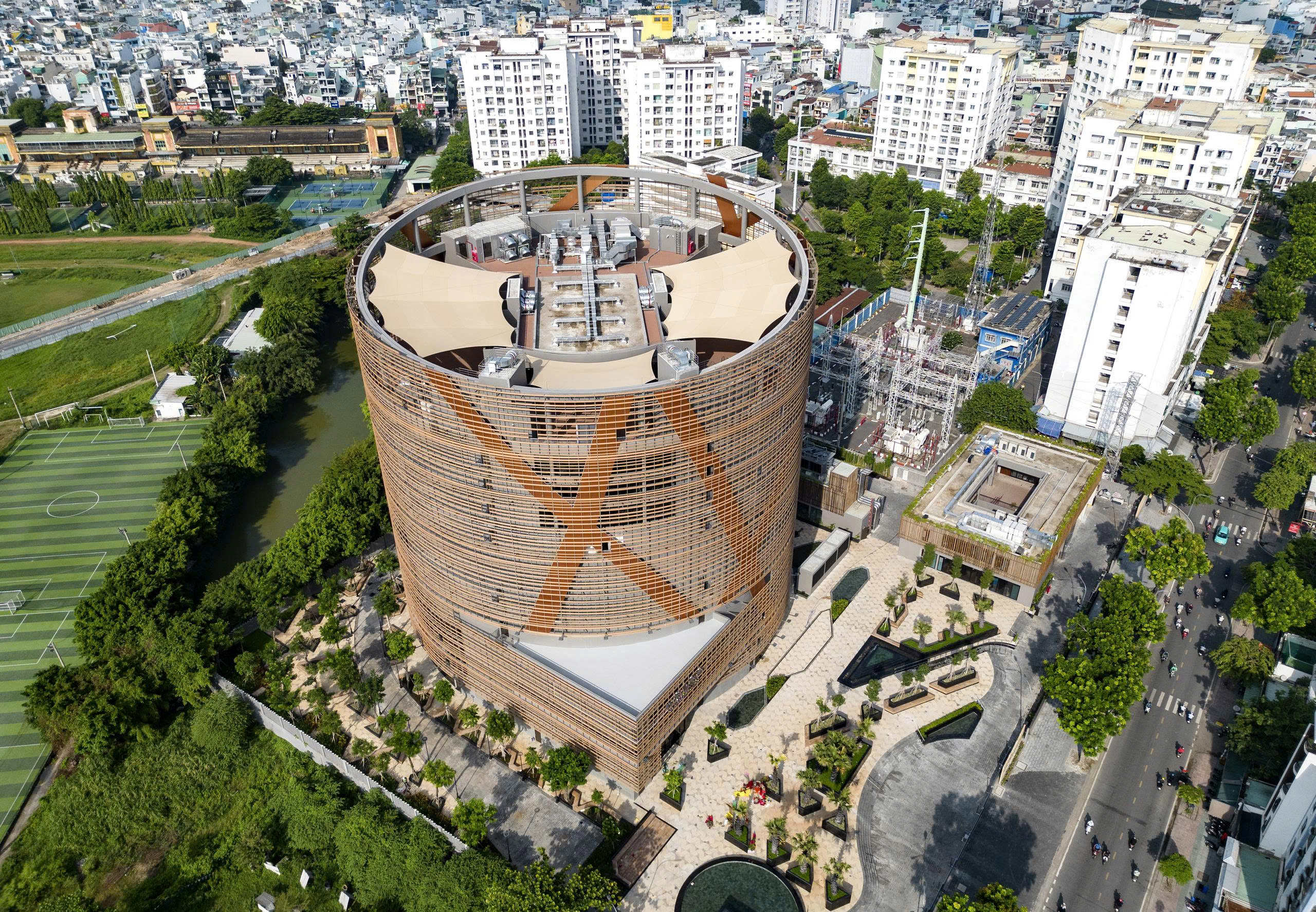 芸術家の夢の実現を支援する - 画像1