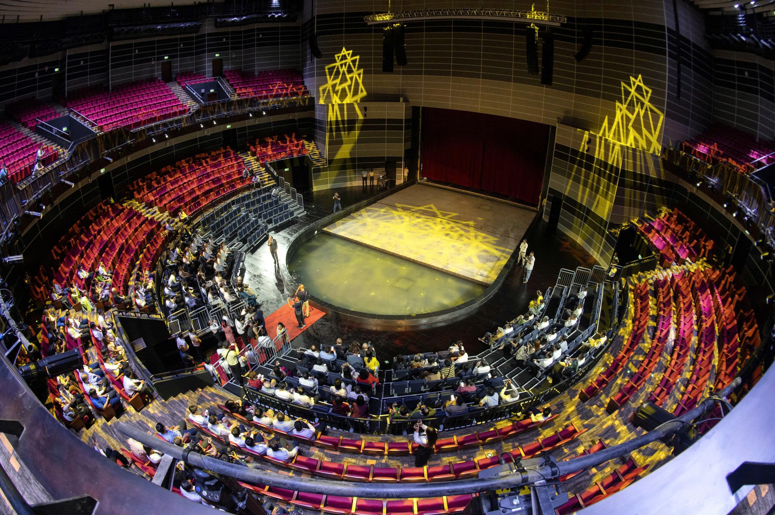 芸術家の夢の実現を支援 - 写真2