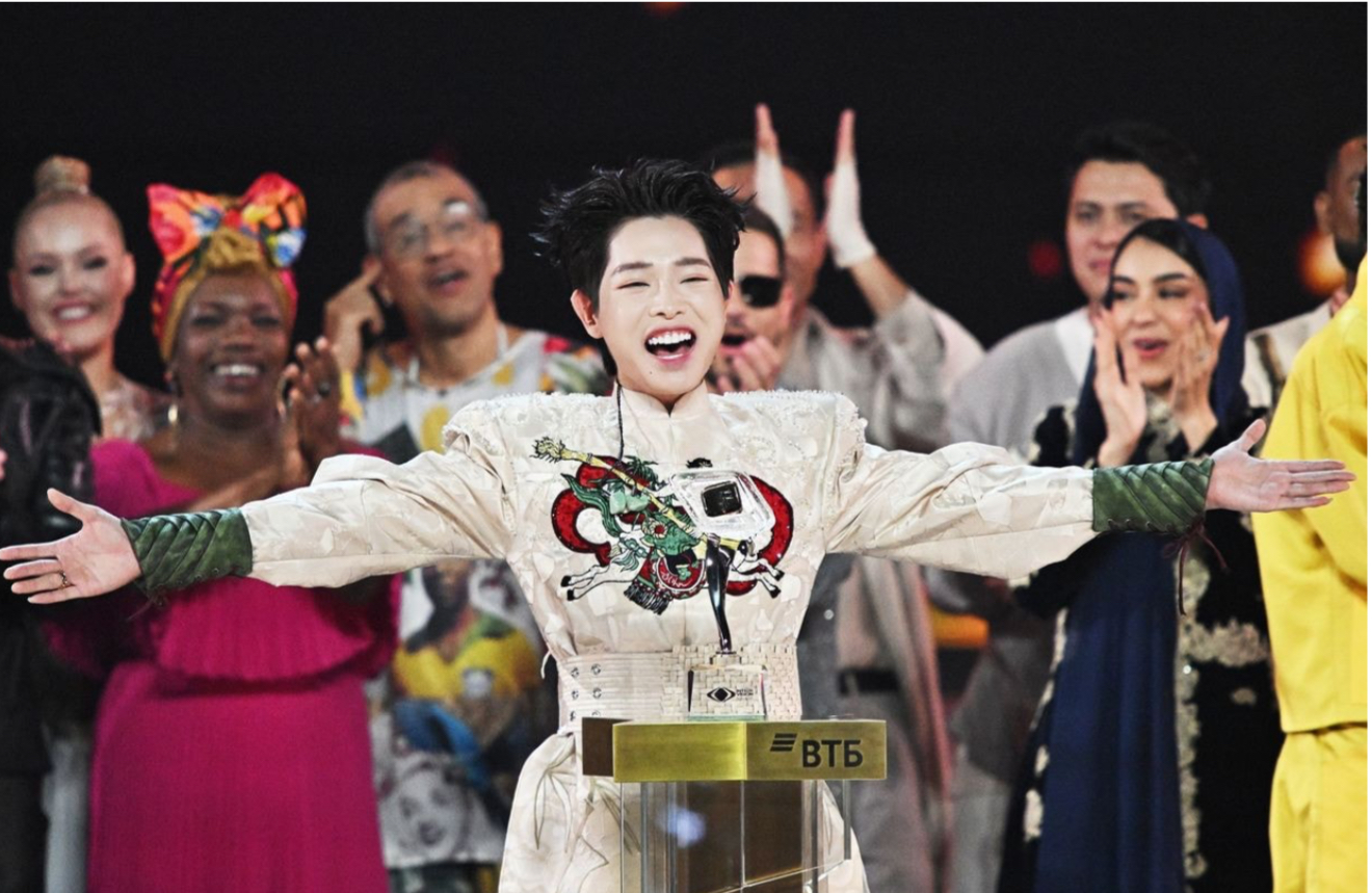 ពេលសម្លៀកបំពាក់ក្លាយជា “អ្នកនាំសារ” លើកស្ទួយអត្តសញ្ញាណវប្បធម៌វៀតណាម - រូបថត ១