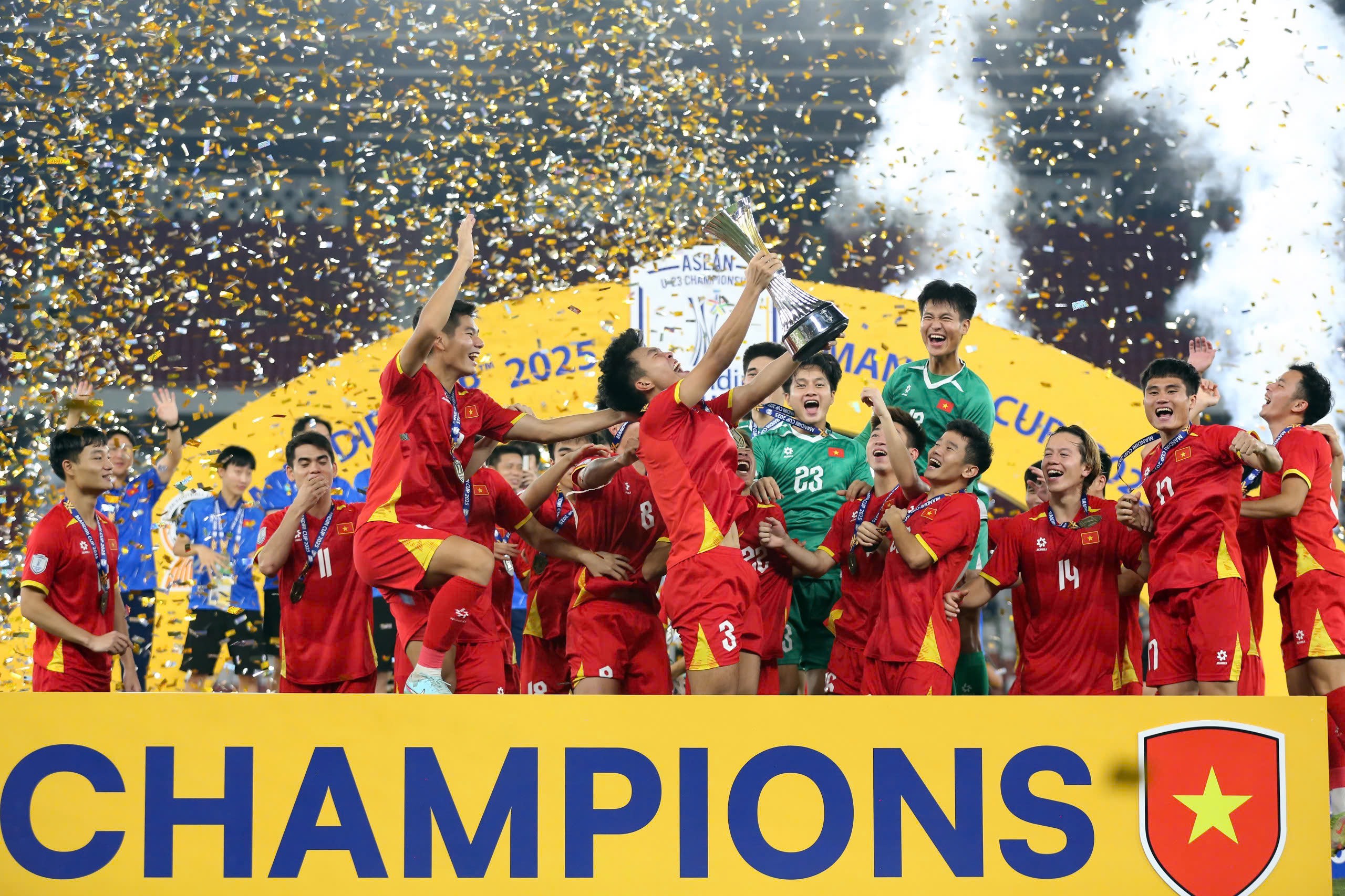 Vietnã Sub-23 estabelece série de recordes após vencer o Campeonato do Sudeste Asiático de 2025 - foto 4