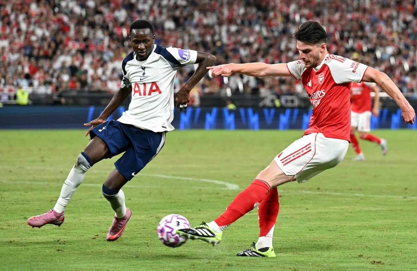 آرسنل بمقابلہ ولاریال میچ پر تبصرے، 7 اگست کو 0:00 بجے: گنرز کا فائدہ - تصویر 2