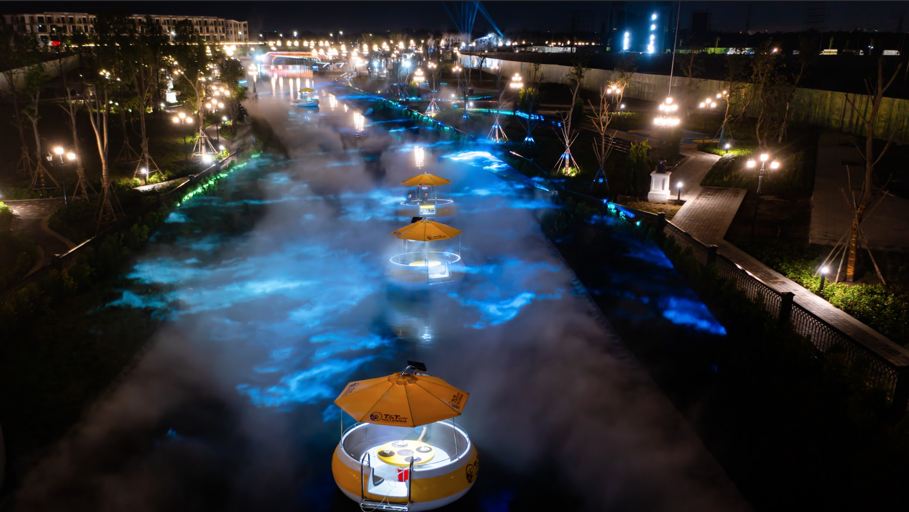 បាត់បង់នៅក្នុងពិភពរឿងនិទាននៅលើទន្លេនៃពន្លឺនៅ T&T City Millennia - រូបថត 2