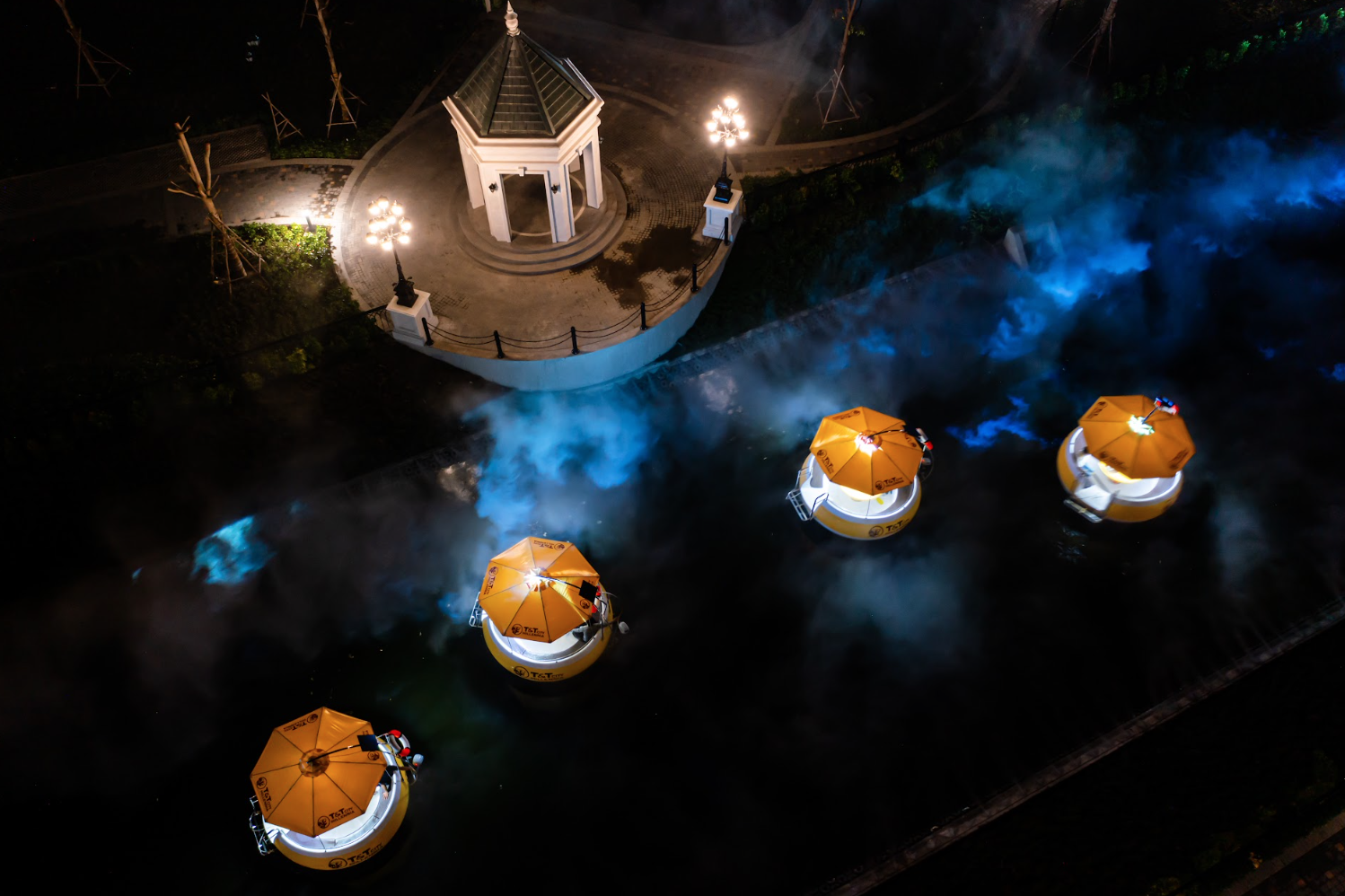 បាត់បង់នៅក្នុងពិភពរឿងនិទាននៅលើទន្លេនៃពន្លឺនៅ T&T City Millennia - រូបថត 8