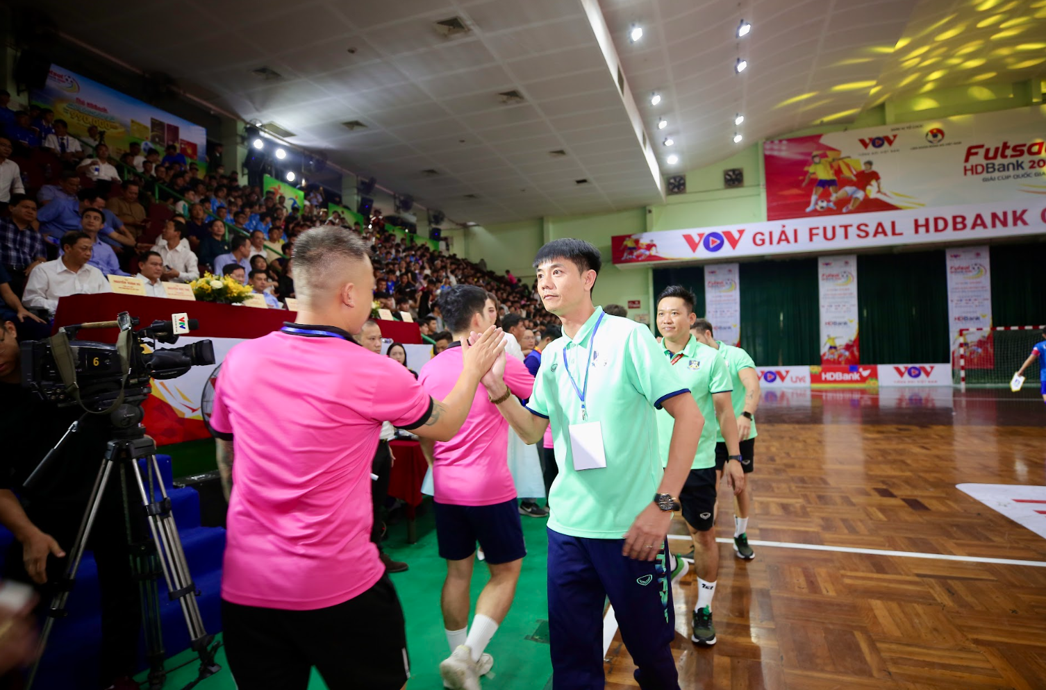 درخشش فوتسال ویتنام - نشان VOV در سفر 80 ساله خدمت به کشور - عکس 3
