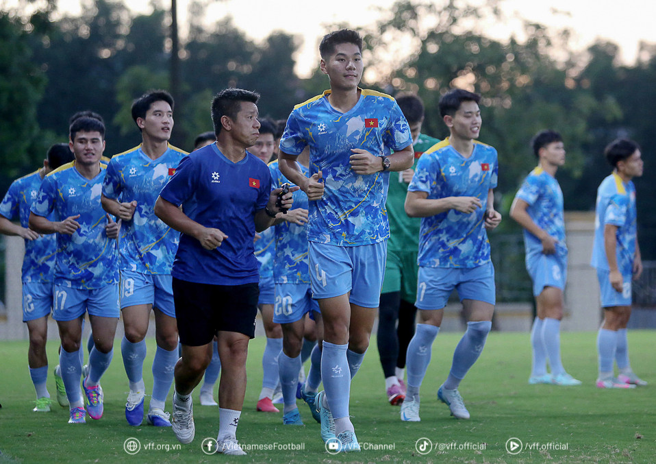 Kommentár az U23 Vietnam és U23 Szingapúr közötti mérkőzésről, szeptember 6., 19:00: A győzelem karnyújtásnyira van - 2. kép