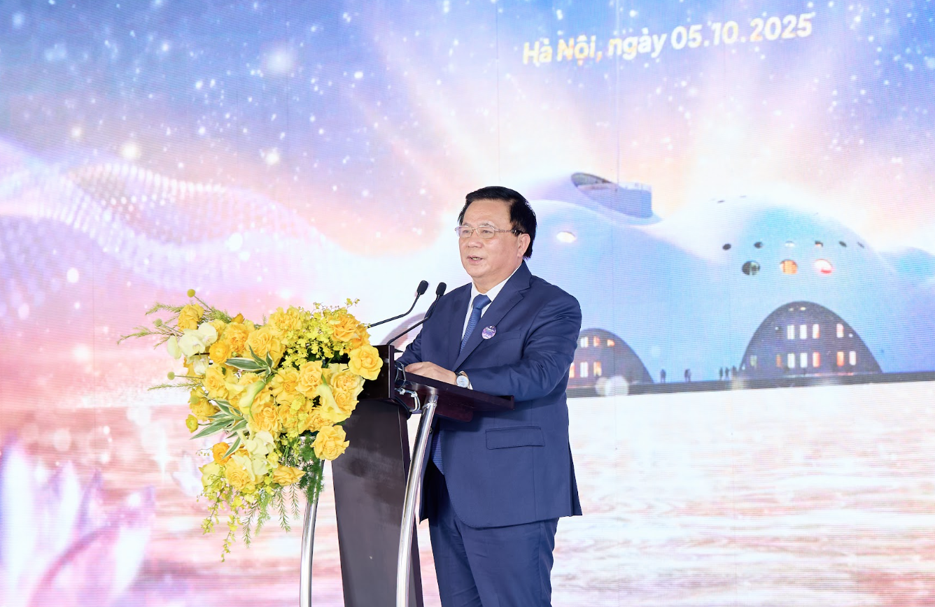 Sun Group ចាប់ផ្តើមសាងសង់រោងមហោស្រពហាណូយ ដែលជាគម្រោងមួយដែលរំពឹងថានឹងស្ថិតក្នុងបញ្ជីរោងមហោស្រពល្បីបំផុតនៅលើពិភពលោក - រូបថត 1