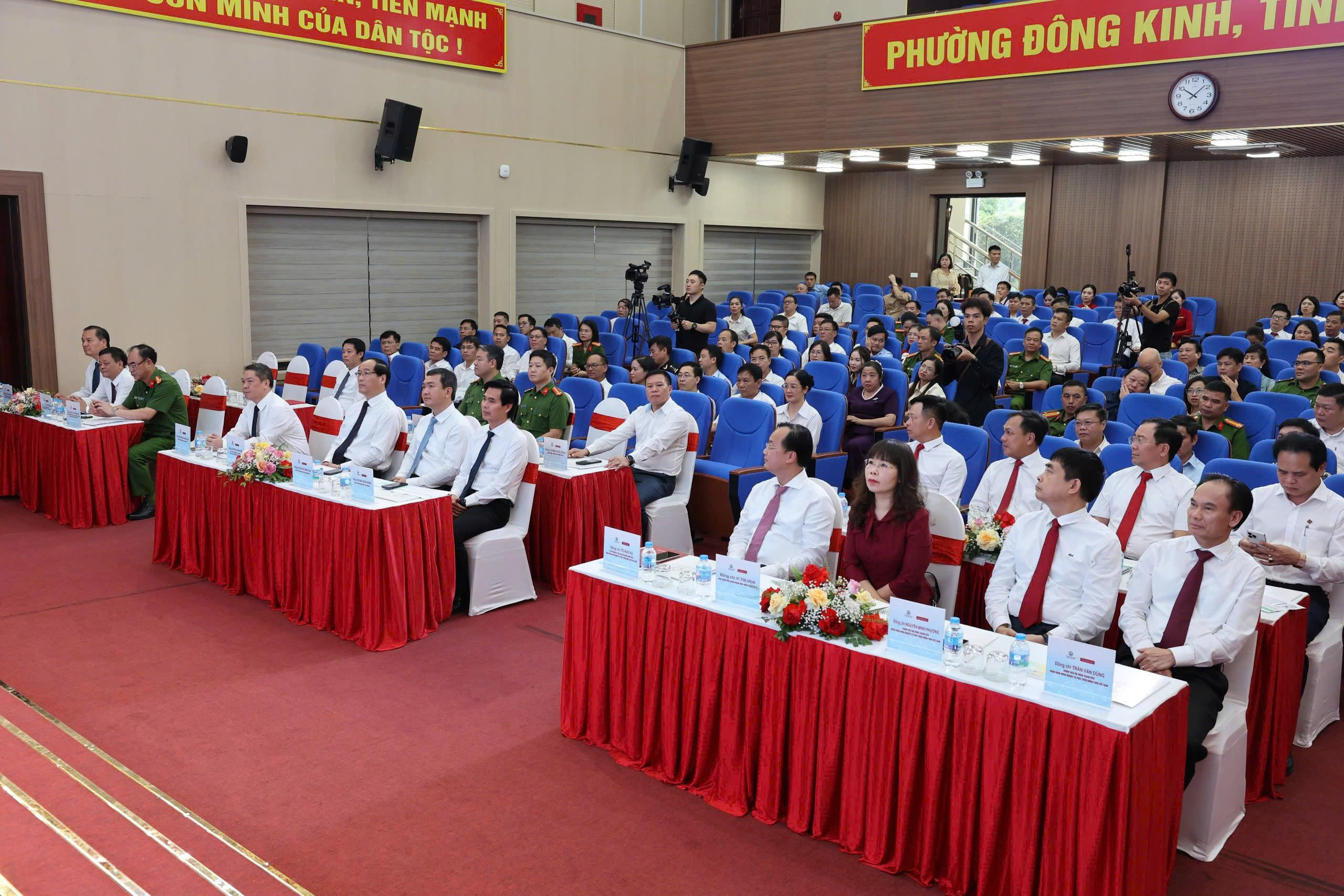 Lạng Sơn triển khai Trạm dịch vụ công số: Bước tiến mới trong cải cách hành chính - ảnh 3