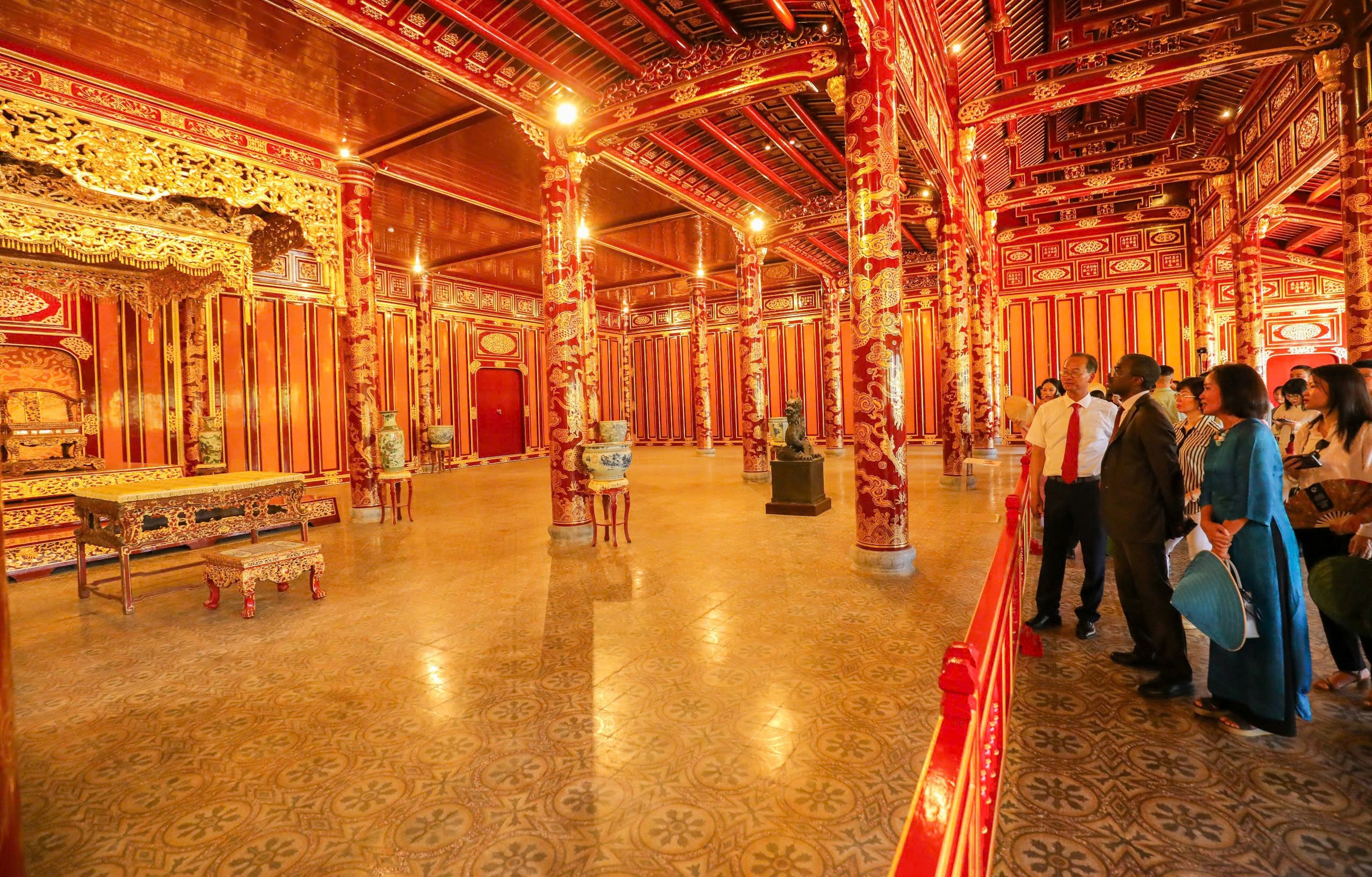 Giám đốc Trung tâm Di sản Thế giới khảo sát tại di sản Huế - ảnh 2