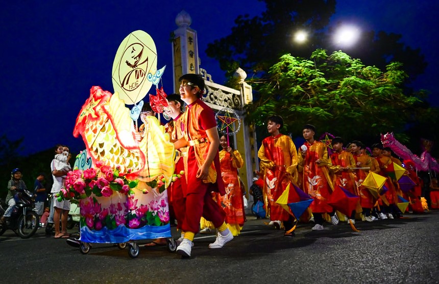 តោ - តោ - ការសម្តែងនាគដើម្បីបម្រើសហគមន៍ក្នុងពិធីបុណ្យពាក់កណ្តាលរដូវស្លឹកឈើជ្រុះ - រូបថត 6