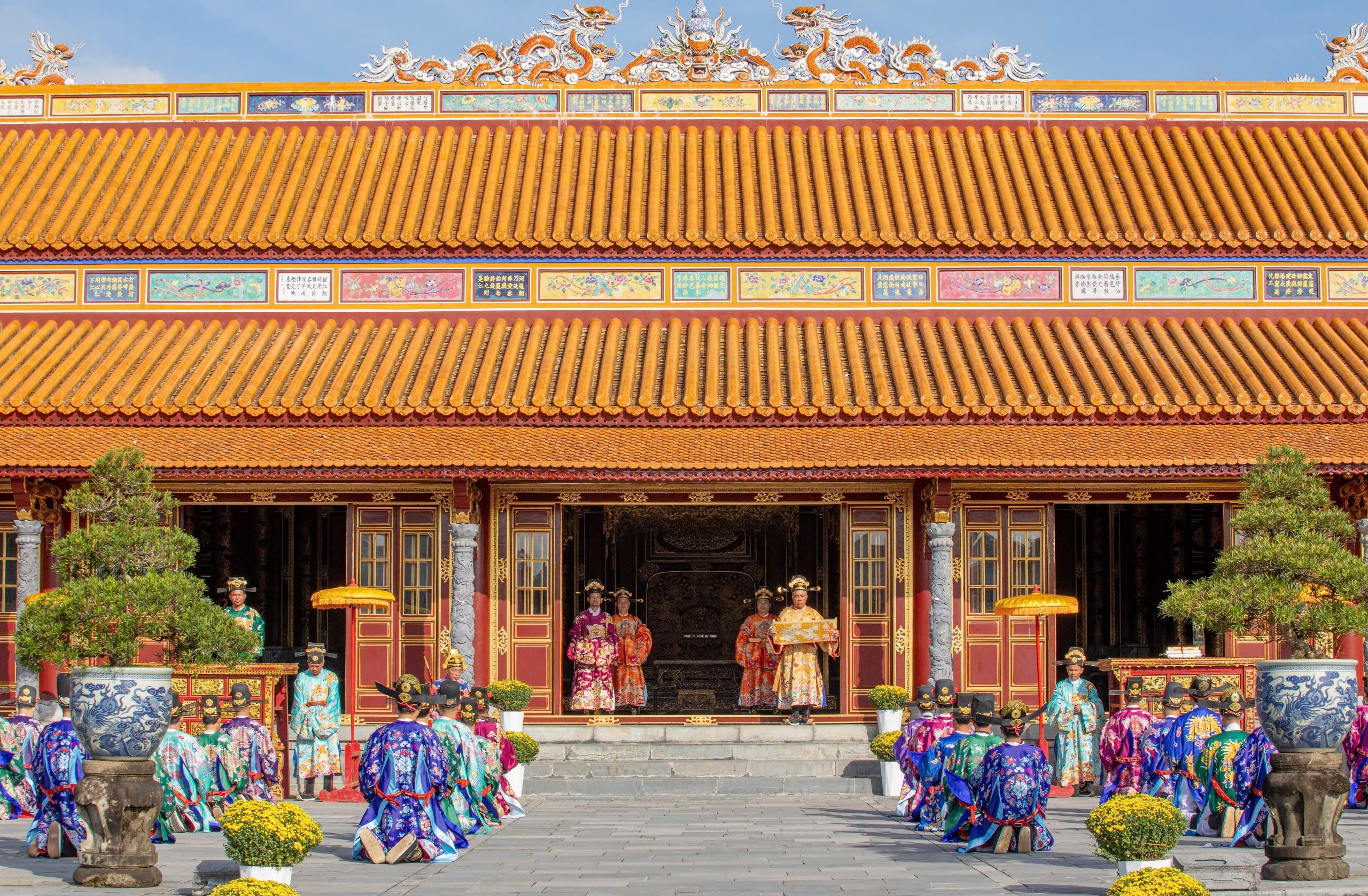 Experience the royal Tet (Lunar New Year) celebration through the ...