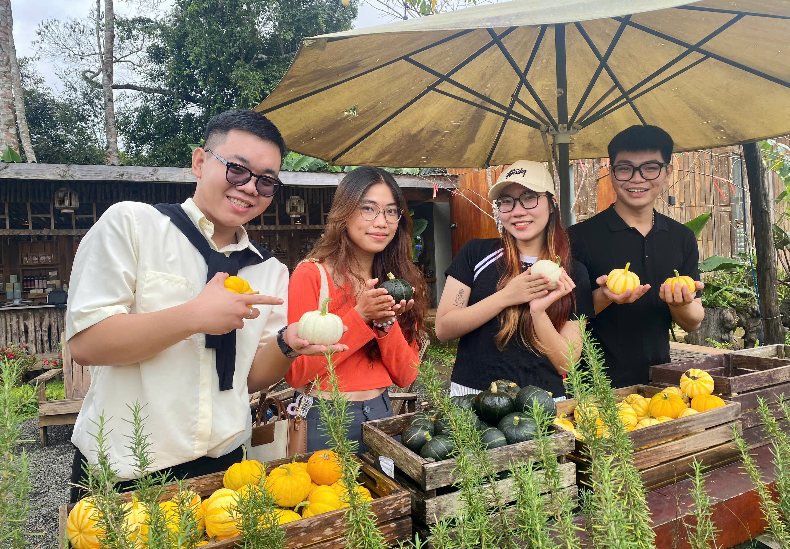 קוואנג נגאי מוכנה לקבל את פני האורחים לרגל היום הלאומי ב-2 בספטמבר - תמונה 5