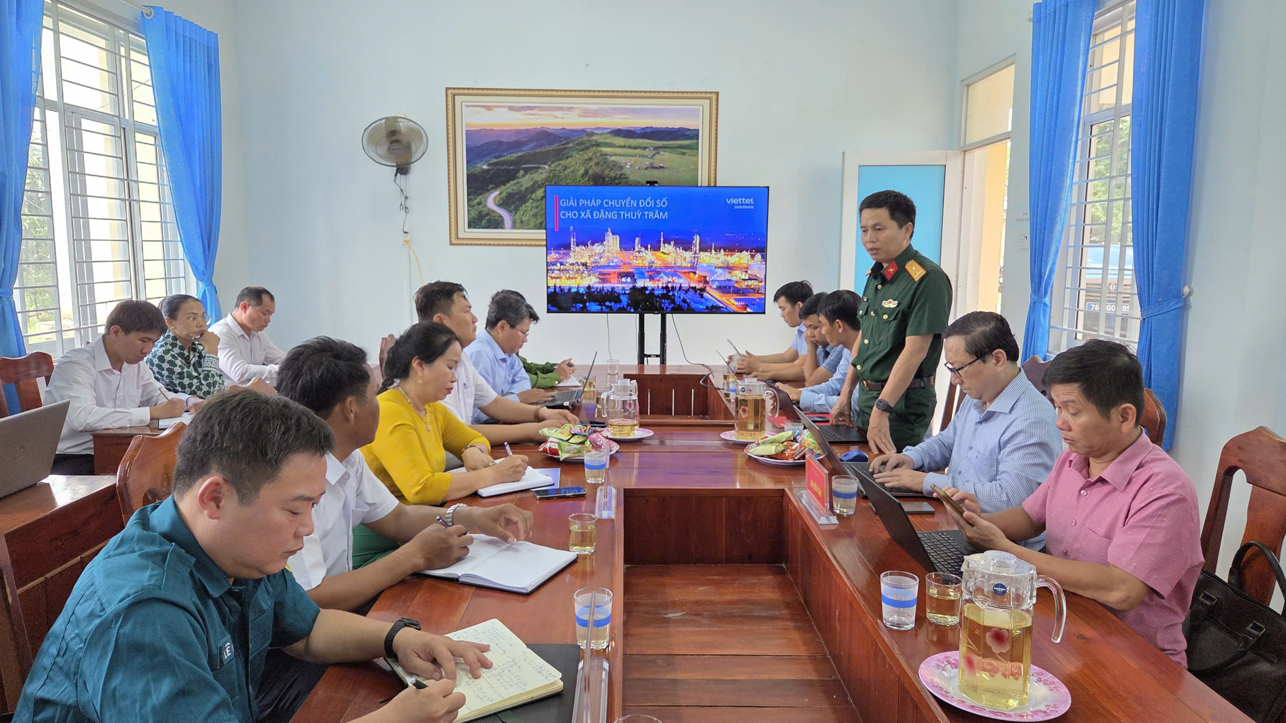 ការផ្លាស់ប្តូរឌីជីថលនាំមនុស្សនៅតំបន់ភ្នំកាន់តែខិតជិត - រូបថត 5