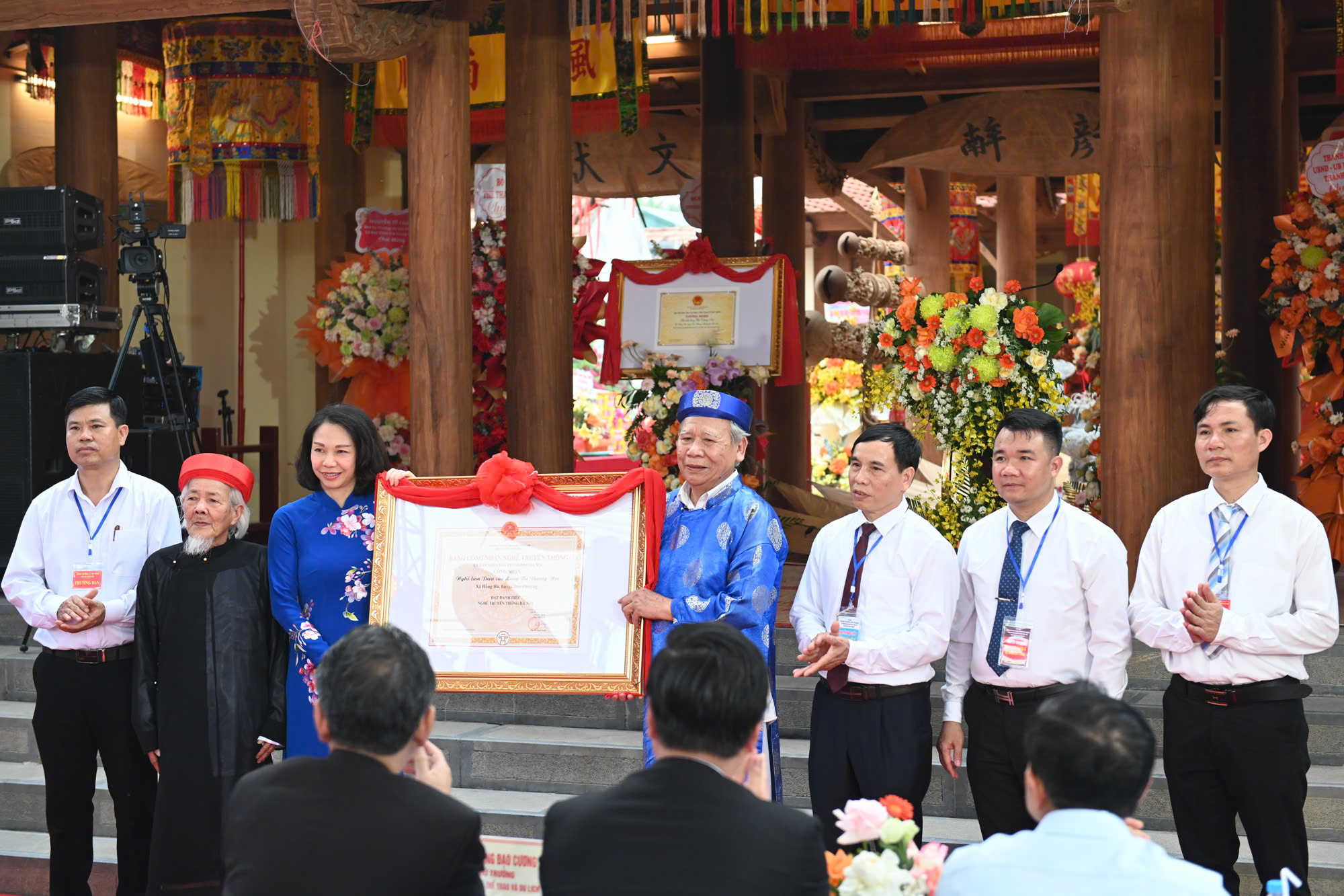 Mândria patrimoniului național imaterial „Festivalul Zmeelor din satul Ba Duong Noi” - fotografia 3