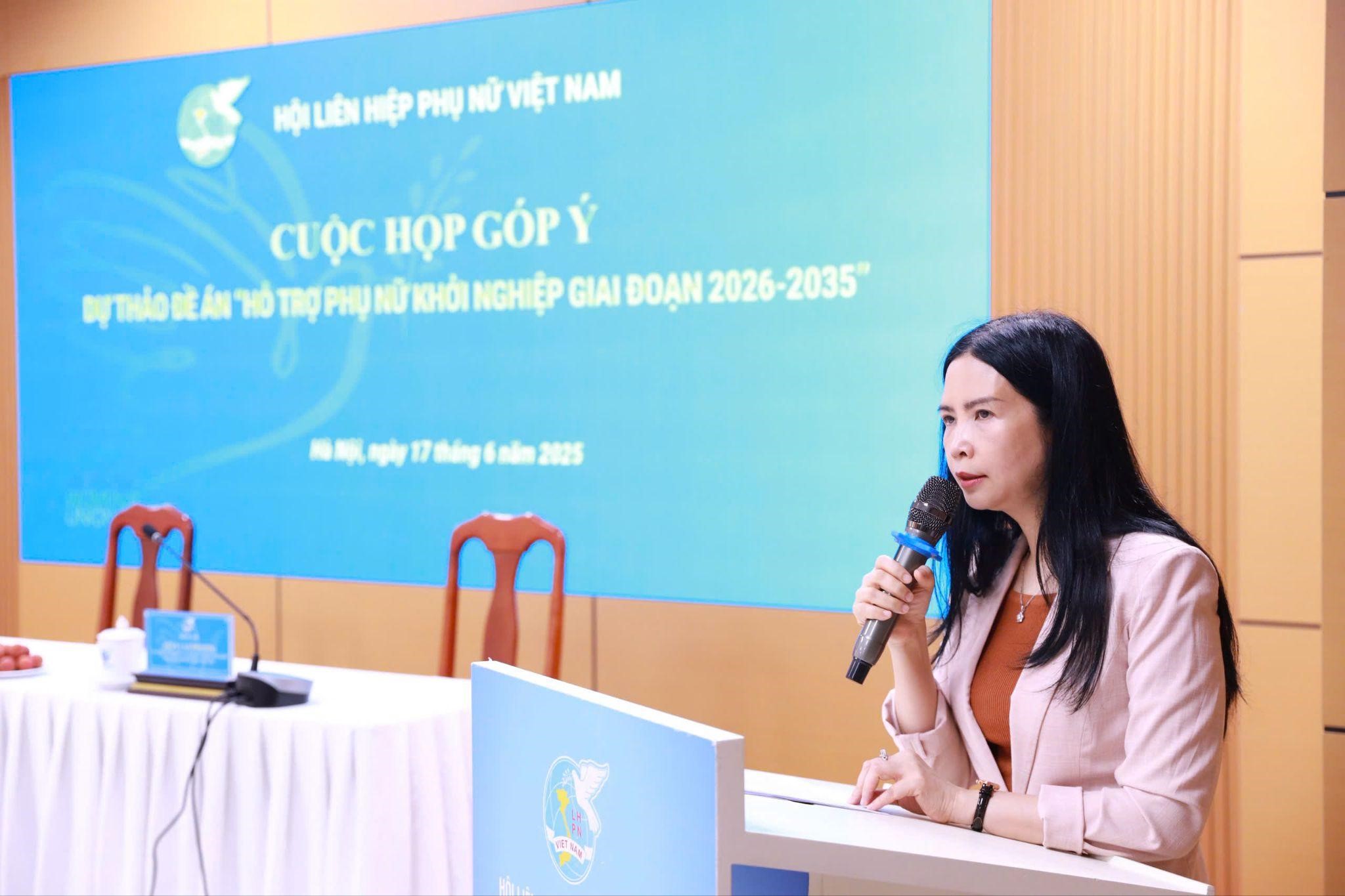 Designer Do Trinh Hoai Nam er betrodd rollen med å inspirere oppstarten av en millionmodell - bilde 2