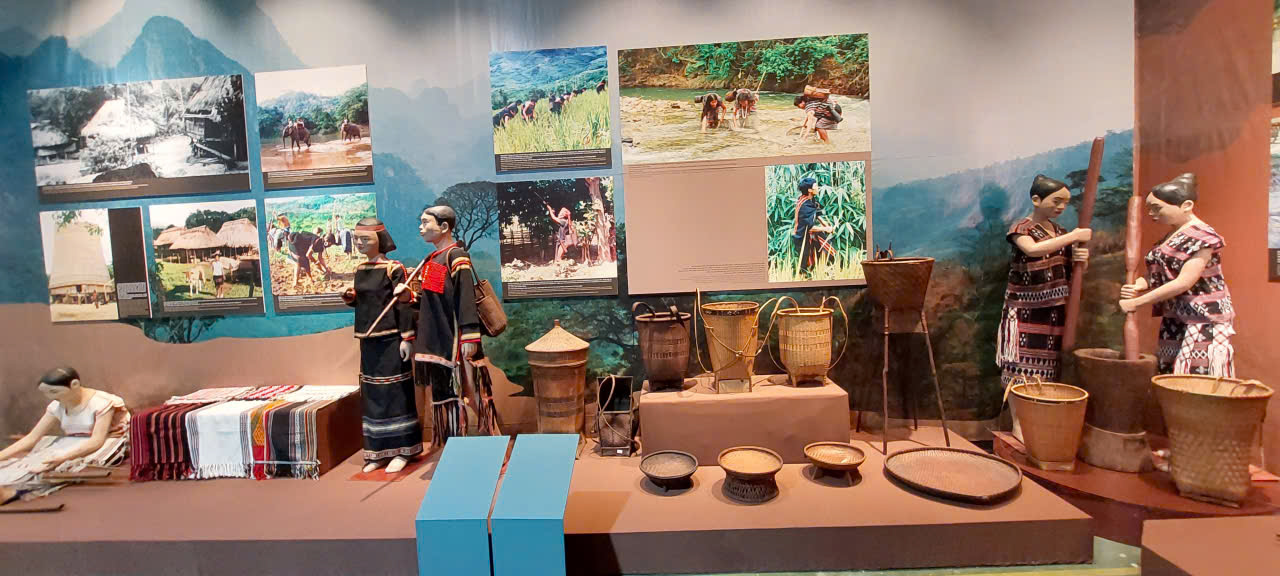 Revelando o espaço cultural no Centro de Exposições do Vietnã - foto 12