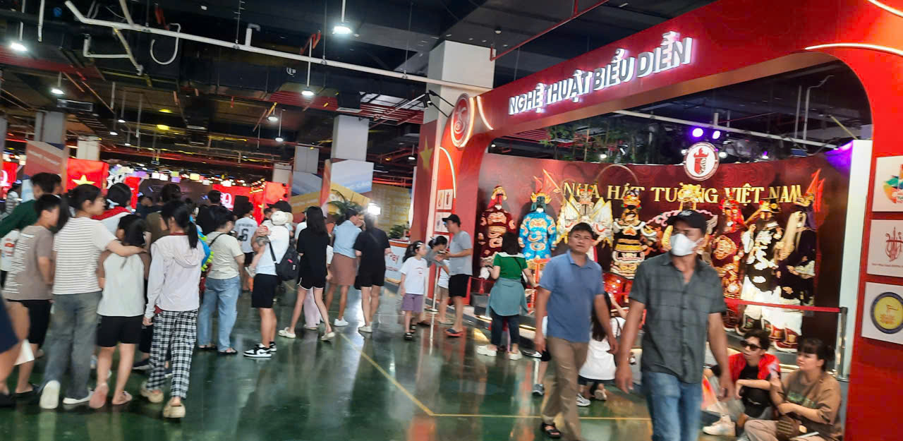 Prolongation de la durée de l'Exposition nationale des réalisations - photo 2