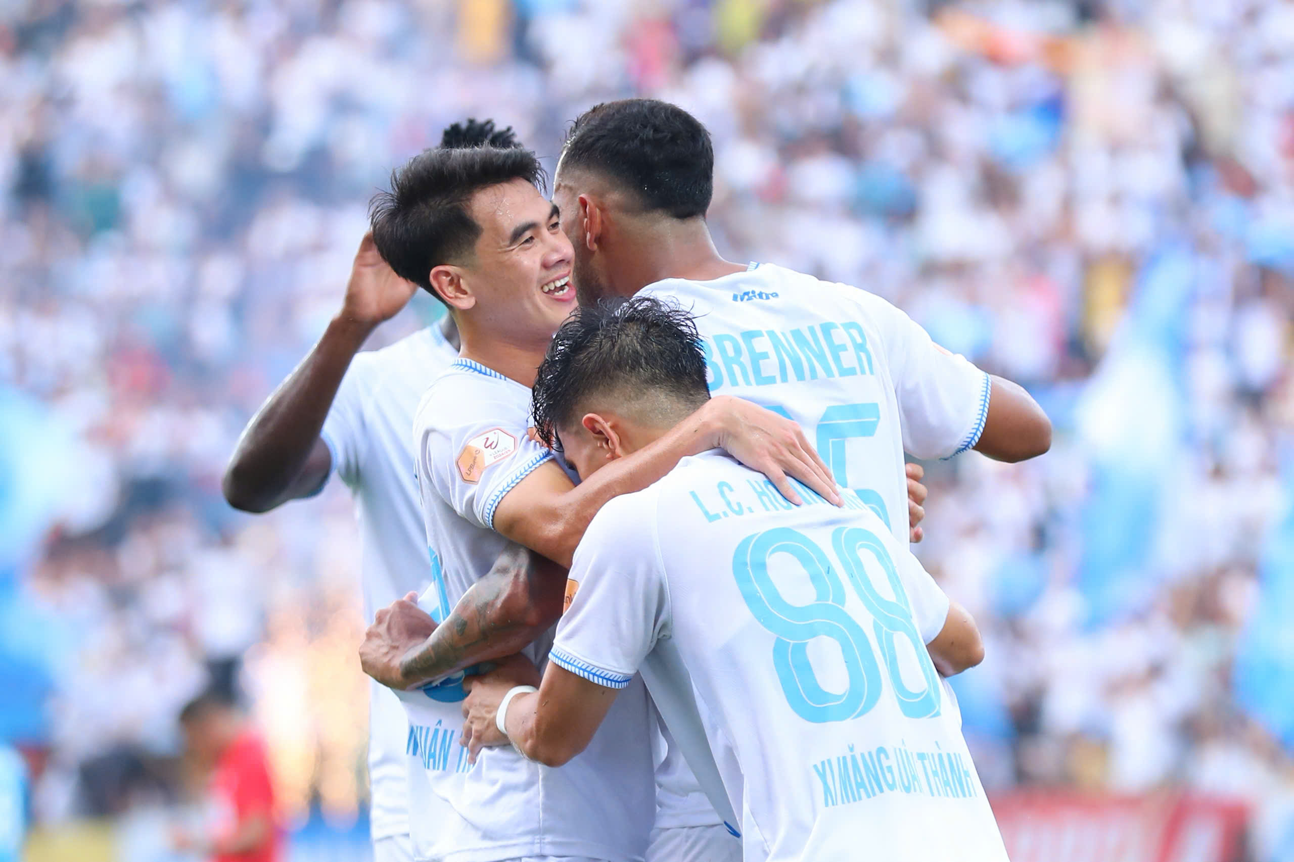 Kỳ vọng mới trong kỷ nguyên bóng đá chuyên nghiệp hiện đại - ảnh 1