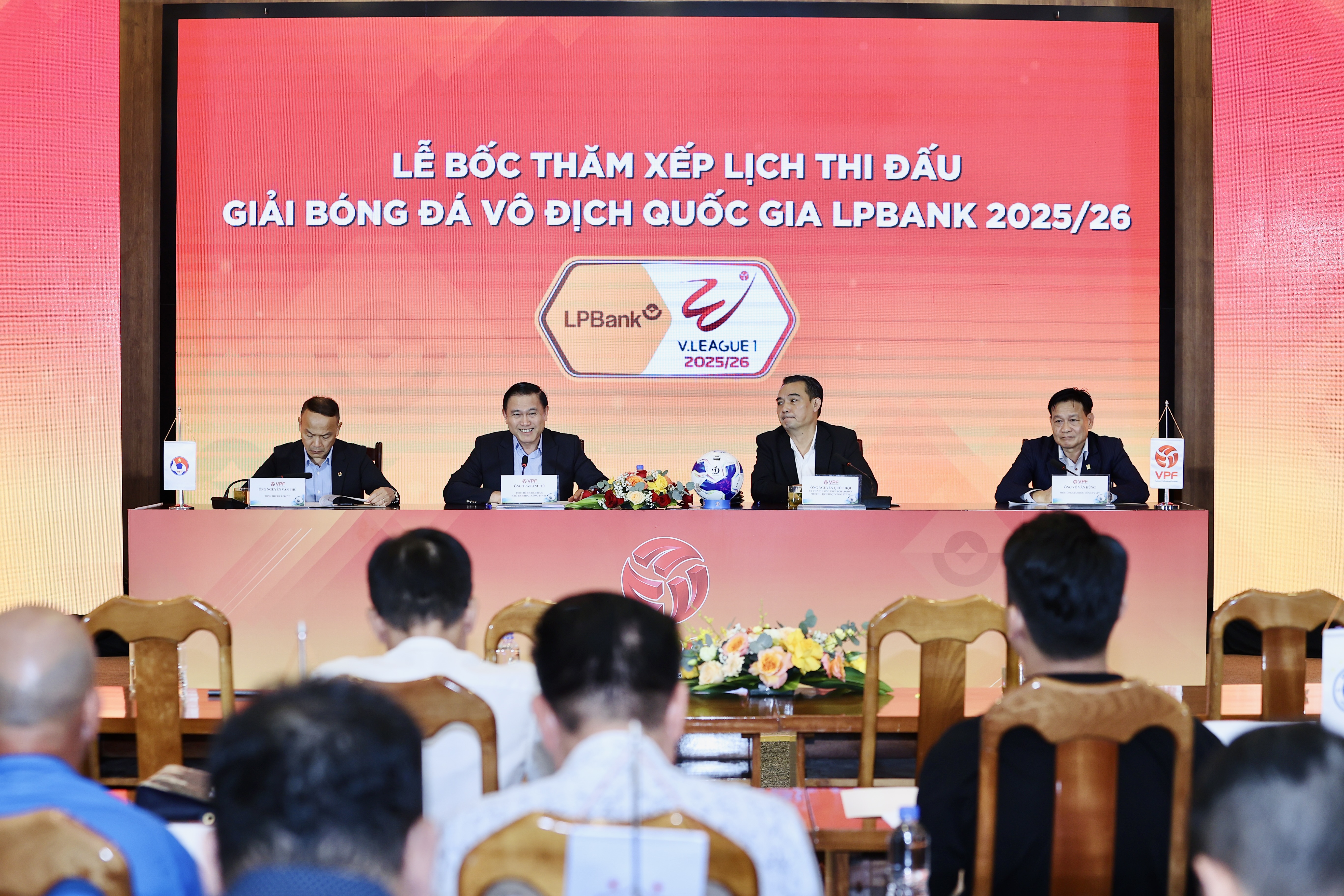 Kỳ vọng mới trong kỷ nguyên bóng đá chuyên nghiệp hiện đại - ảnh 4