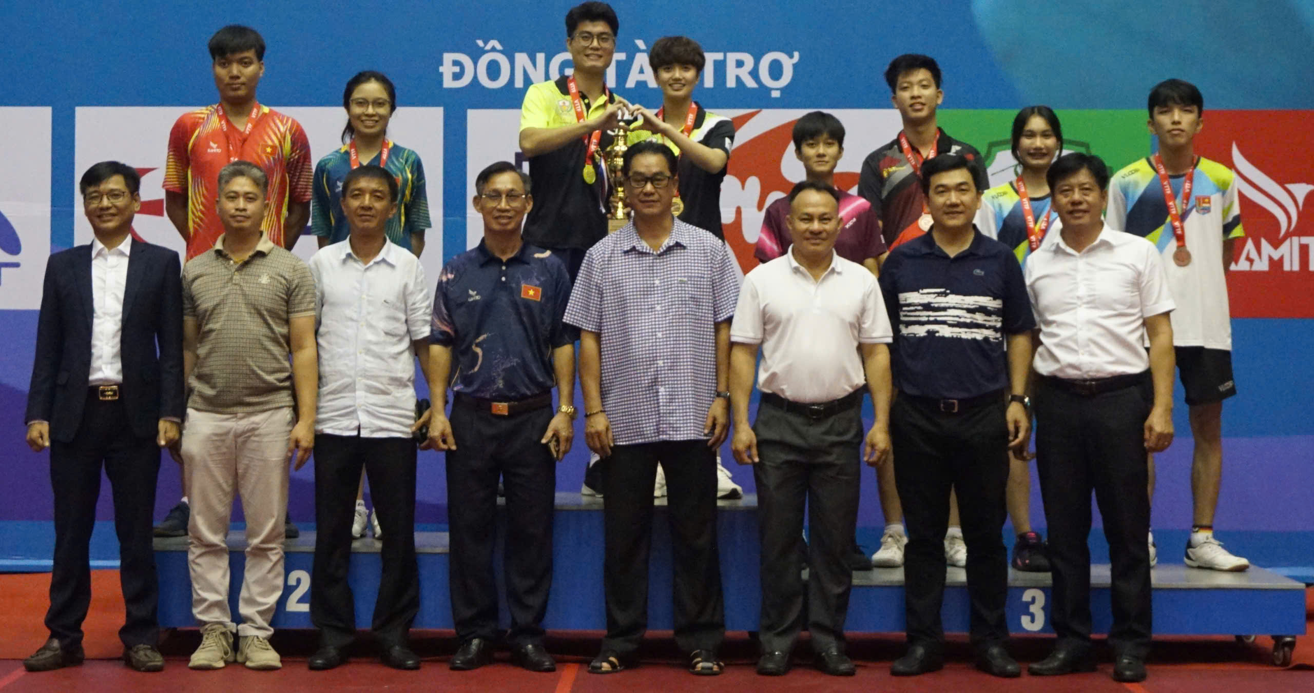 Legendariske sonen Vu Manh Cuong vann 3 guldmedaljer, CAND - T&T var den absoluta mästaren - foto 1