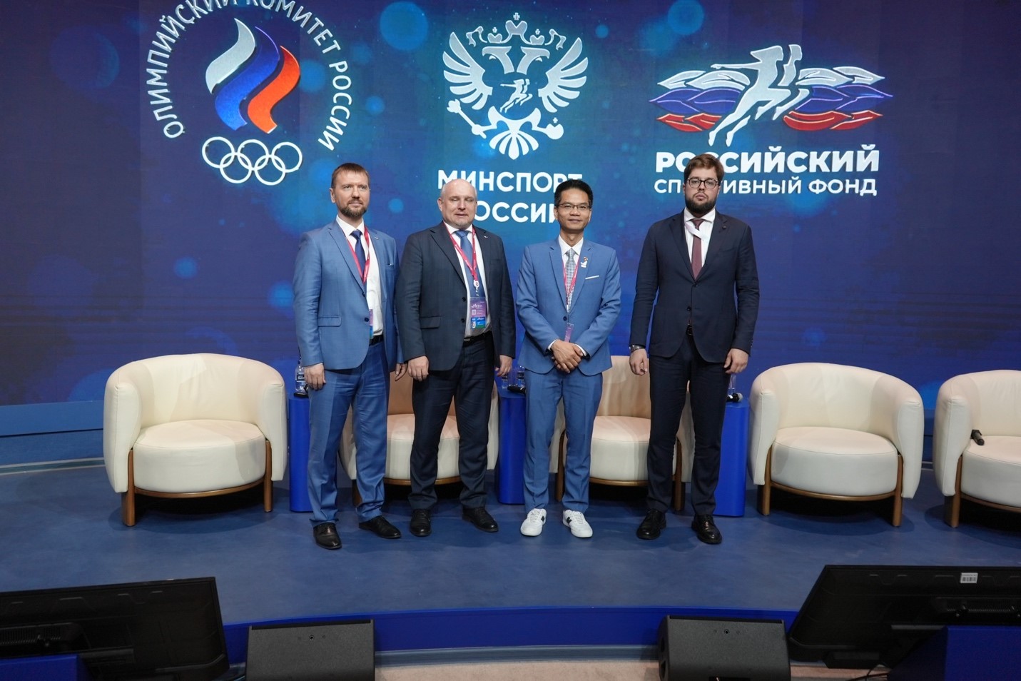 VIRESA assina acordo de cooperação para desenvolver e-sports com a Federação Russa de Esportes Eletrônicos - foto 2