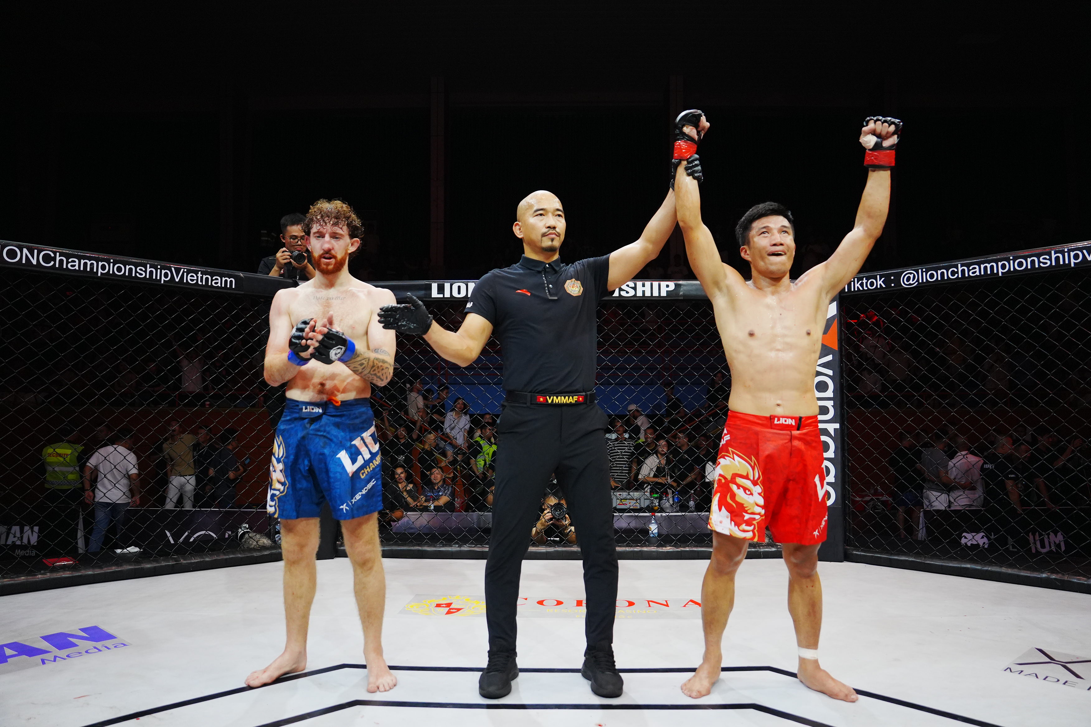 شبی دیدنی از مسابقات MMA ویتنام - عکس 3