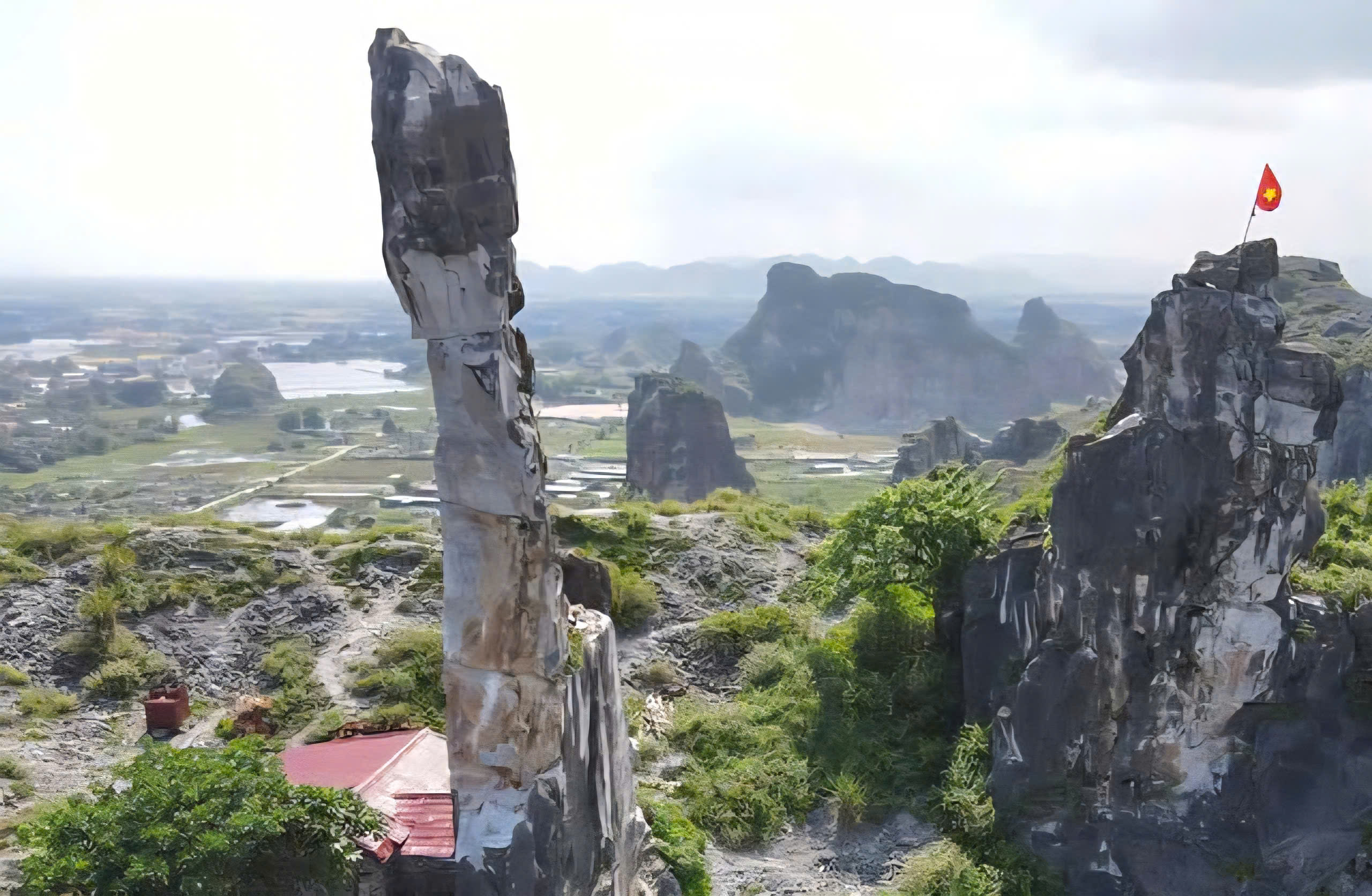 Thanh Hoa ចំណាយជាង 13 ពាន់លានដុង ដើម្បីសង្គ្រោះវត្ថុបុរាណ Hon Vong Phu ពីហានិភ័យនៃការរិចរិល - រូបថត 1