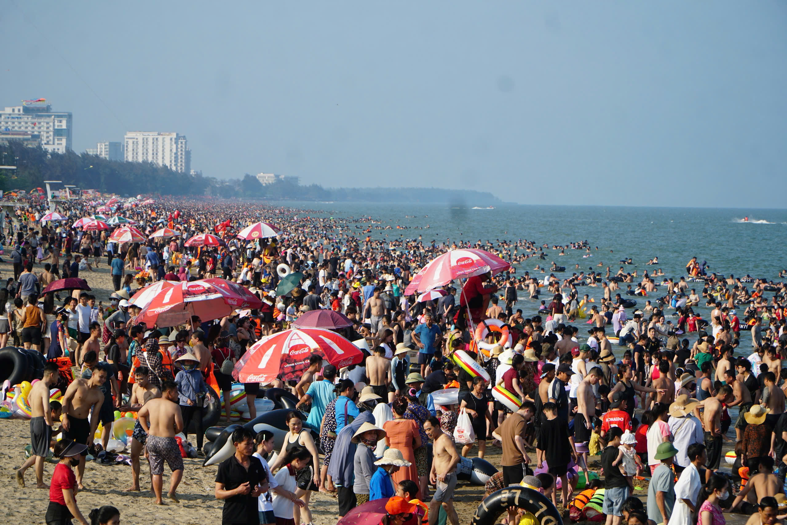 タンホアは地域の文化、スポーツ、観光の中心地となることを決意 - 写真3