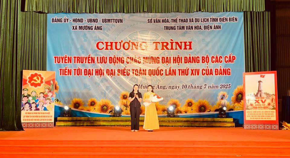 Høydepunkter fra propagandaprogrammet for å ønske partikongressene på alle nivåer velkommen i Muong Ang - bilde 6