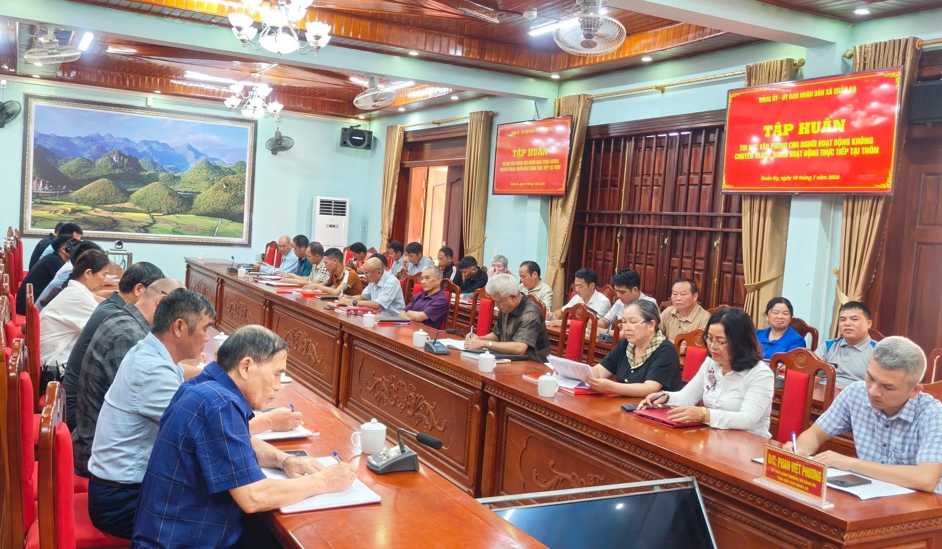 Tuyên Quang: Nâng cao năng lực số cho đội ngũ cán bộ cơ sở ở Quản Bạ - ảnh 1