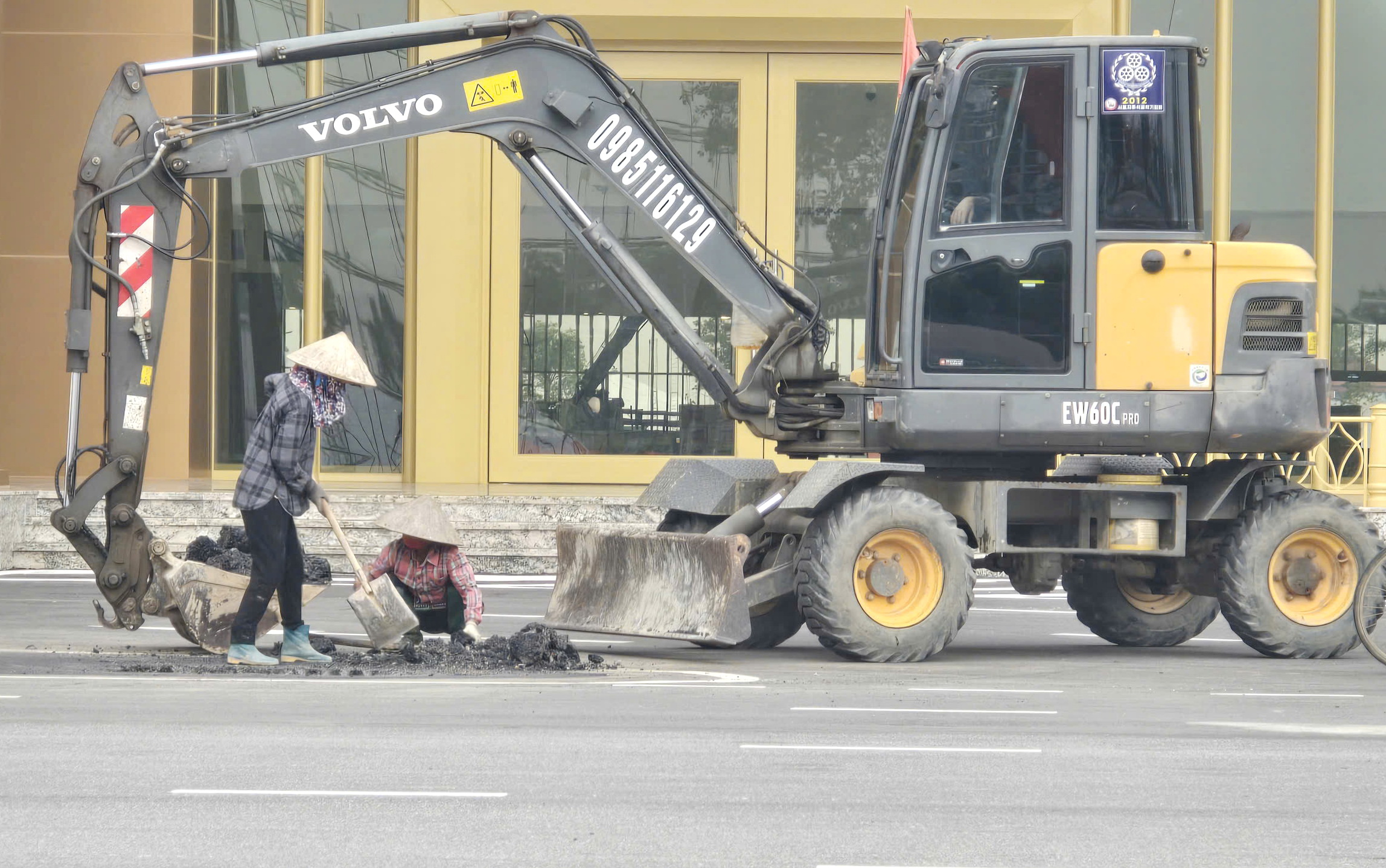 Závod vstříc pokroku na Národní výstavě úspěchů - foto 13