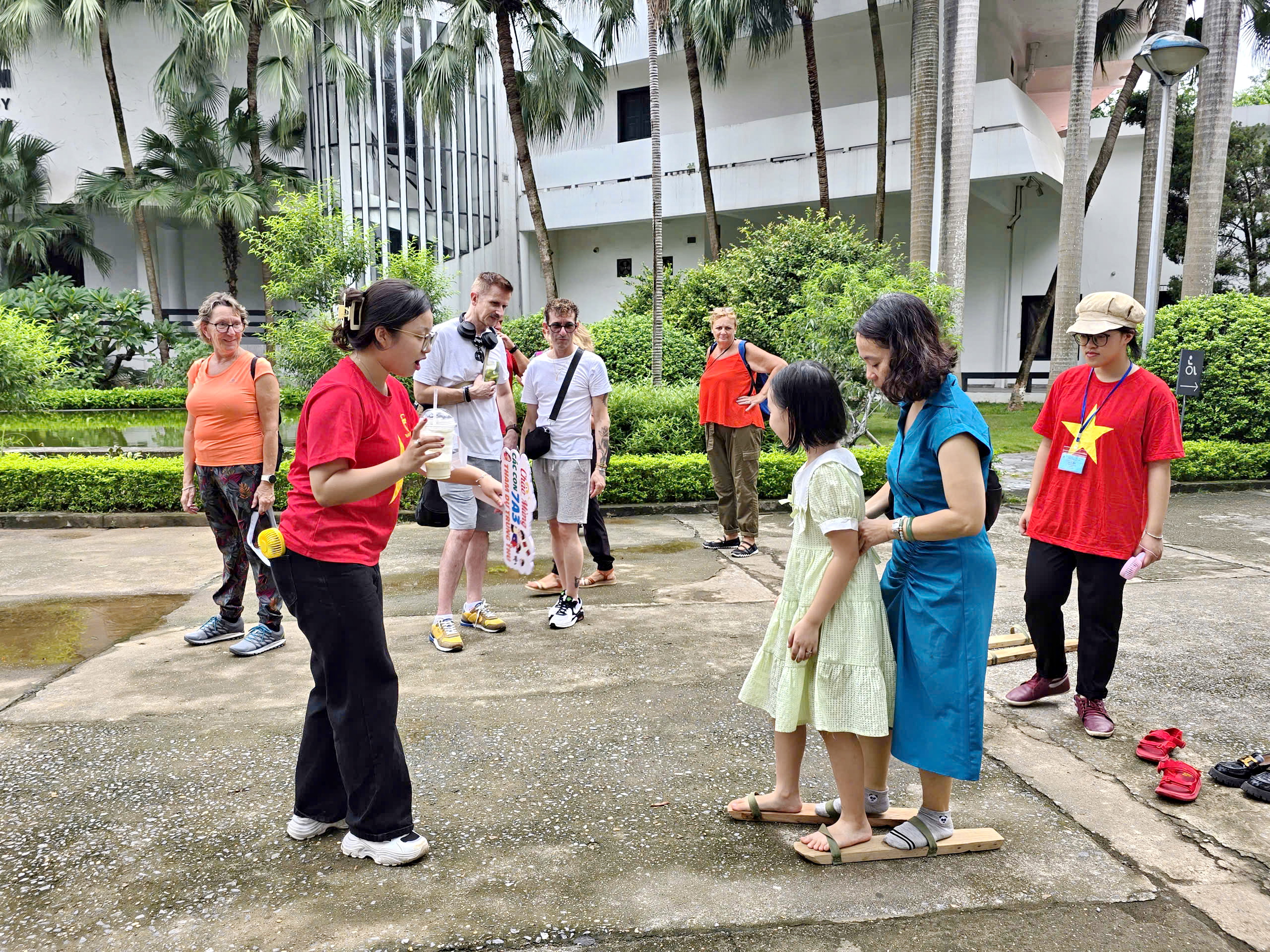 ការភ្ជាប់មរតកនៅឯកន្លែងដំឡើងសិល្បៈ