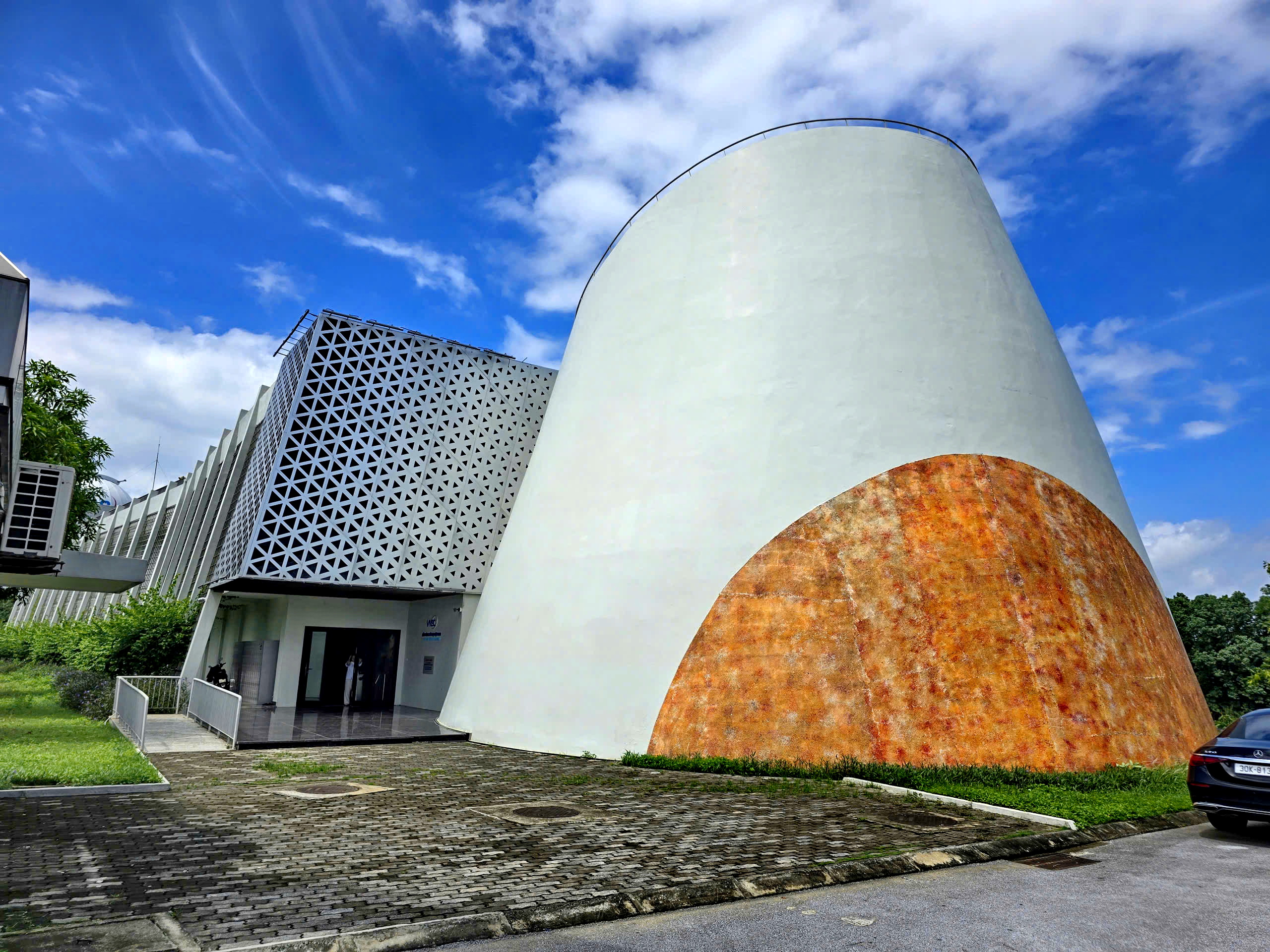 រុករកកន្លែងដែលបង្ហាញអាថ៌កំបាំងនៃសកលលោក - រូបថត 2