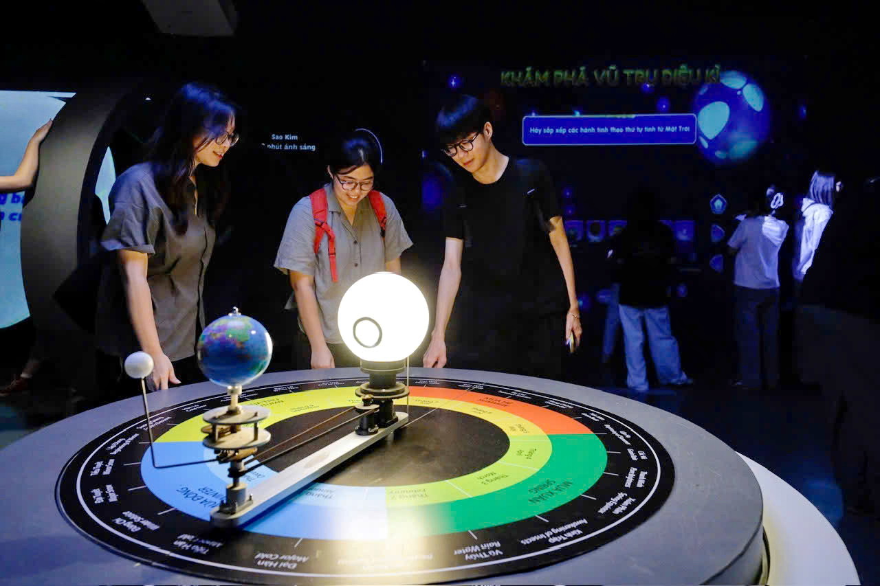 រុករកកន្លែងដែលបង្ហាញអាថ៌កំបាំងនៃសកលលោក - រូបថត 7