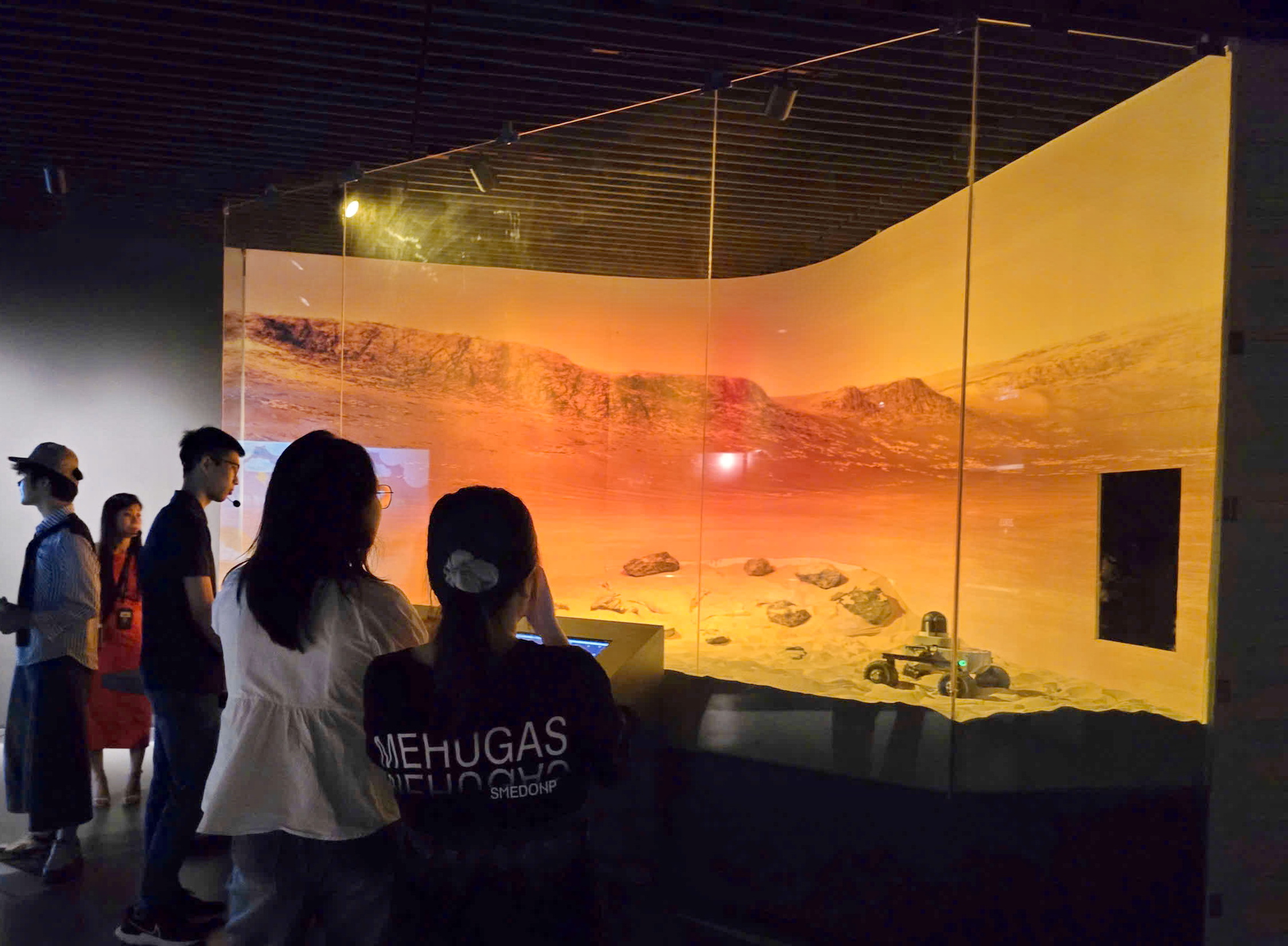 រុករកកន្លែងដែលបង្ហាញអាថ៌កំបាំងនៃសកលលោក - រូបថត 10