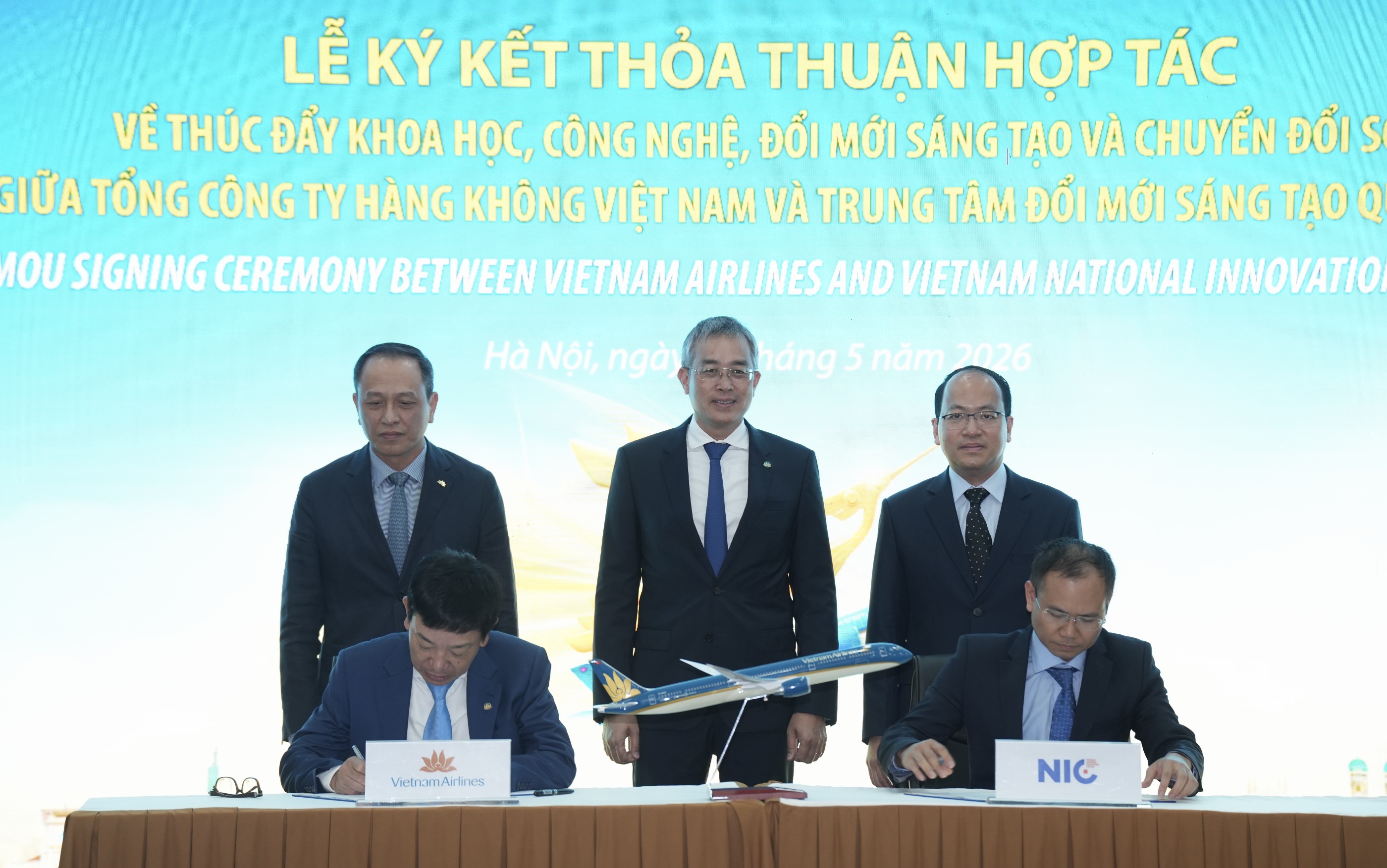 Vietnam Airlines hướng tới là hãng hàng không số hàng đầu khu vực - ảnh 1