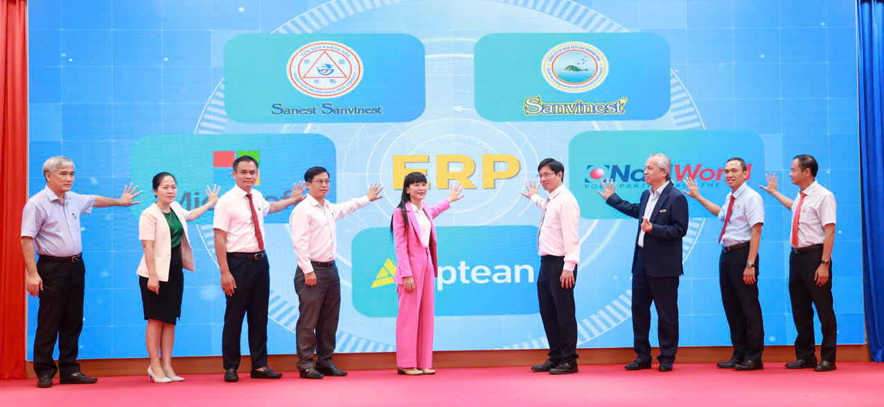 Khánh Hòa: Đẩy mạnh chuyển đổi số, thúc đẩy phát triển kinh tế - xã hội  - ảnh 2
