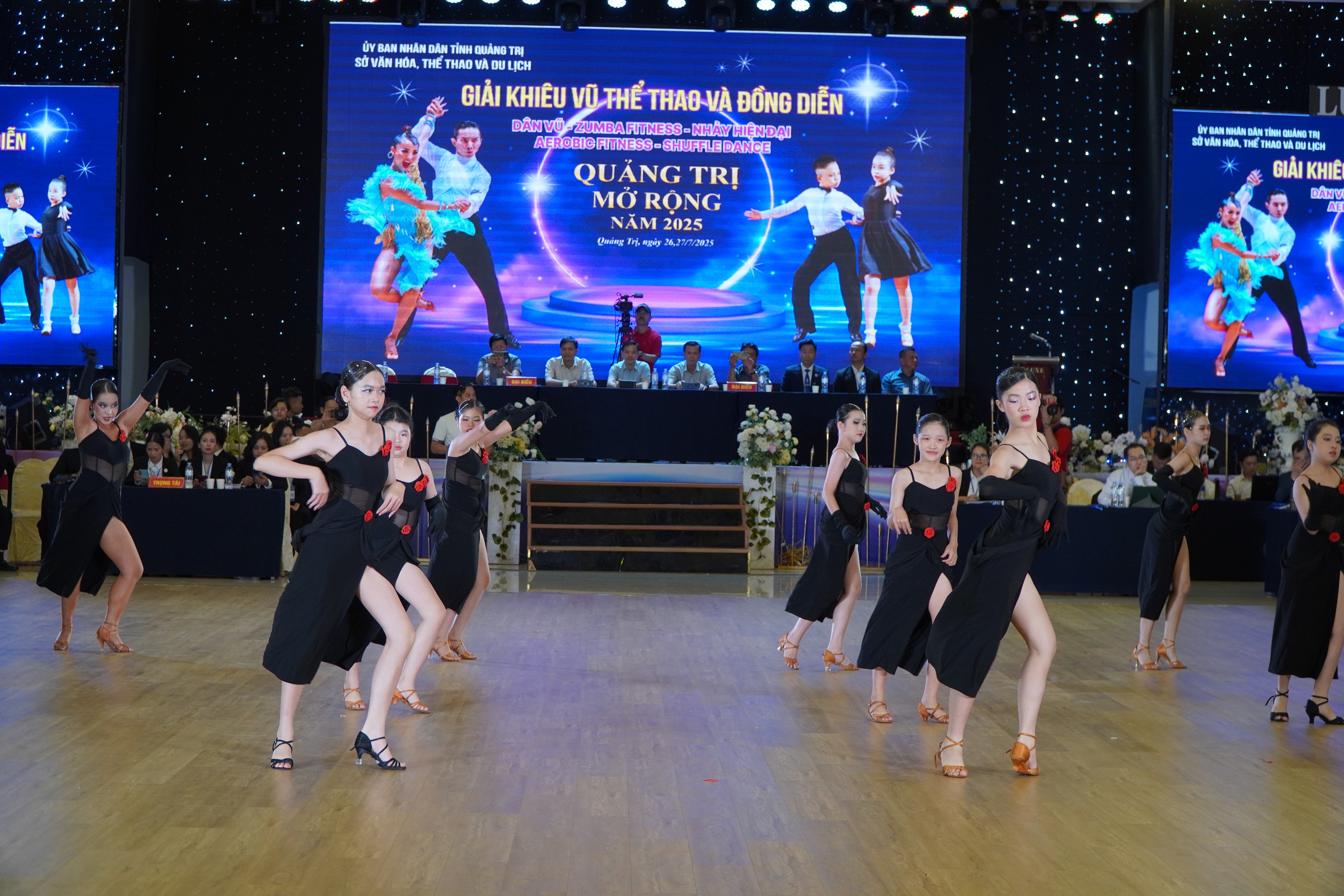 Turnamen Tari Olahraga Terbuka Provinsi Quang Tri yang Seru - foto 2